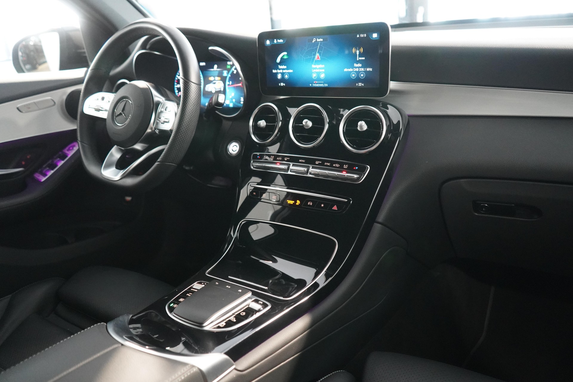 MERCEDES-BENZ GLC-Klasse X253 GLC 220 d AMG Line 4m-image-8
