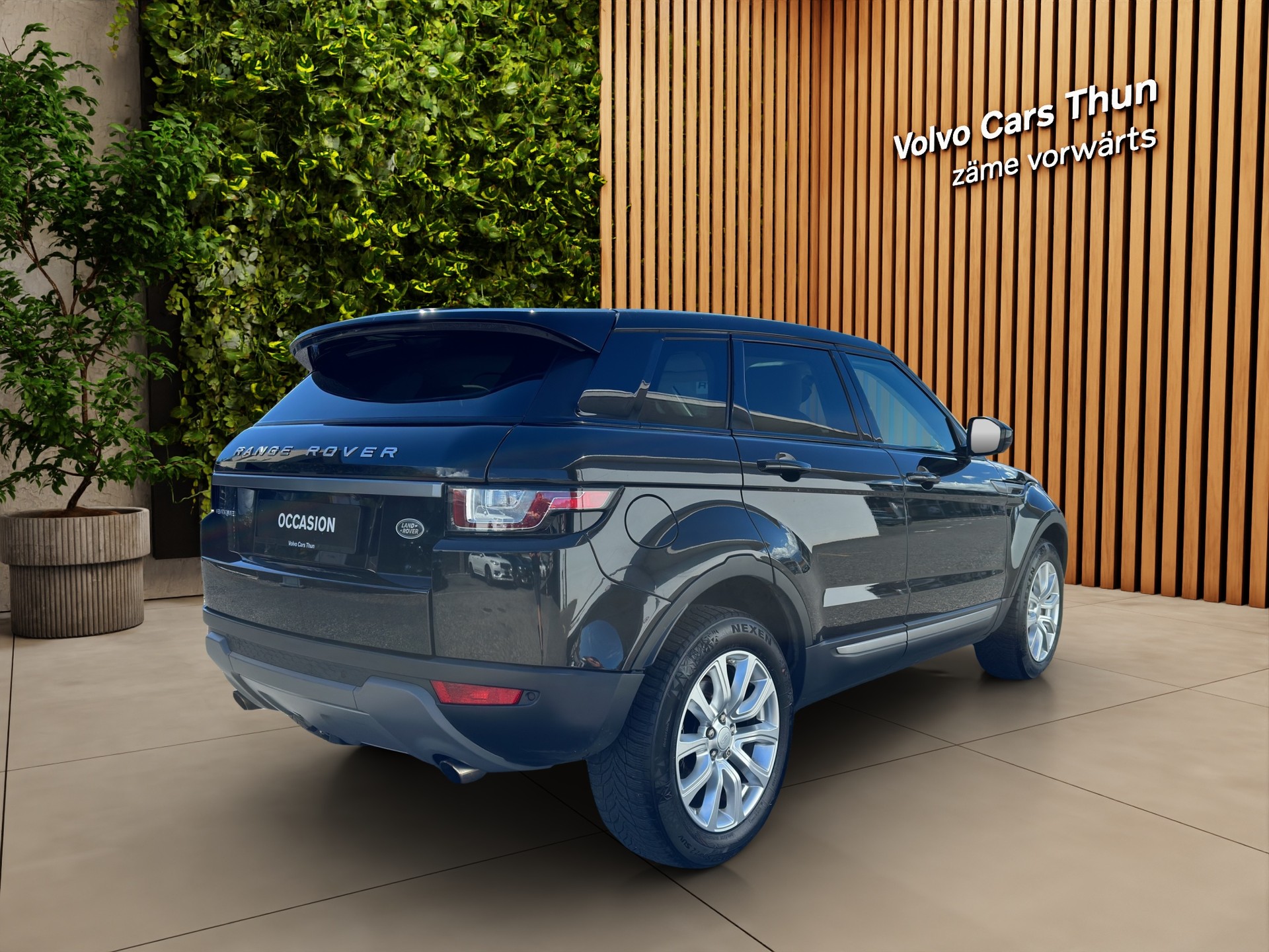 LAND ROVER Range Rover Evoque 2.0 TD4 Advantage-image-5
