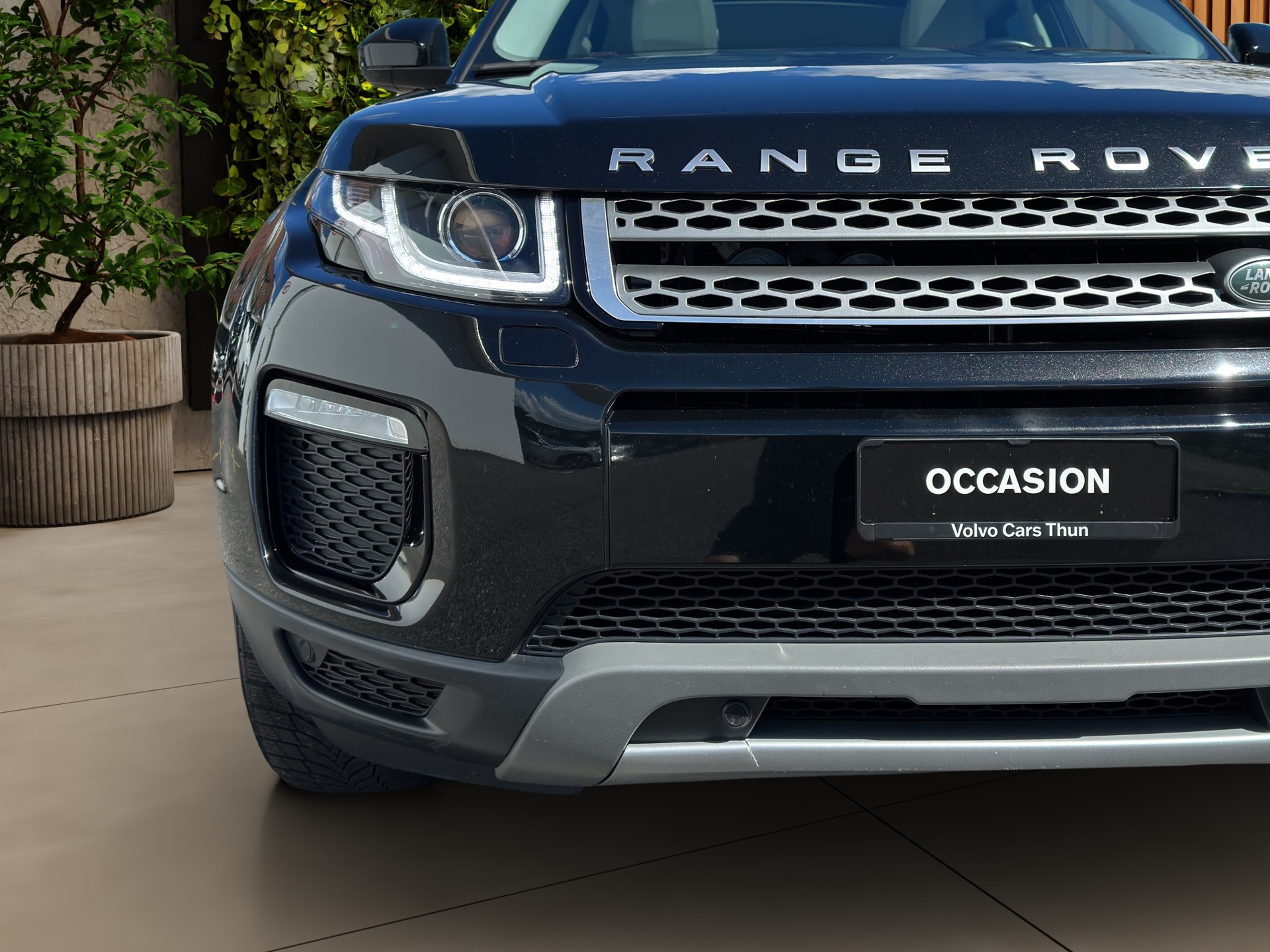LAND ROVER Range Rover Evoque 2.0 TD4 Advantage-image-8