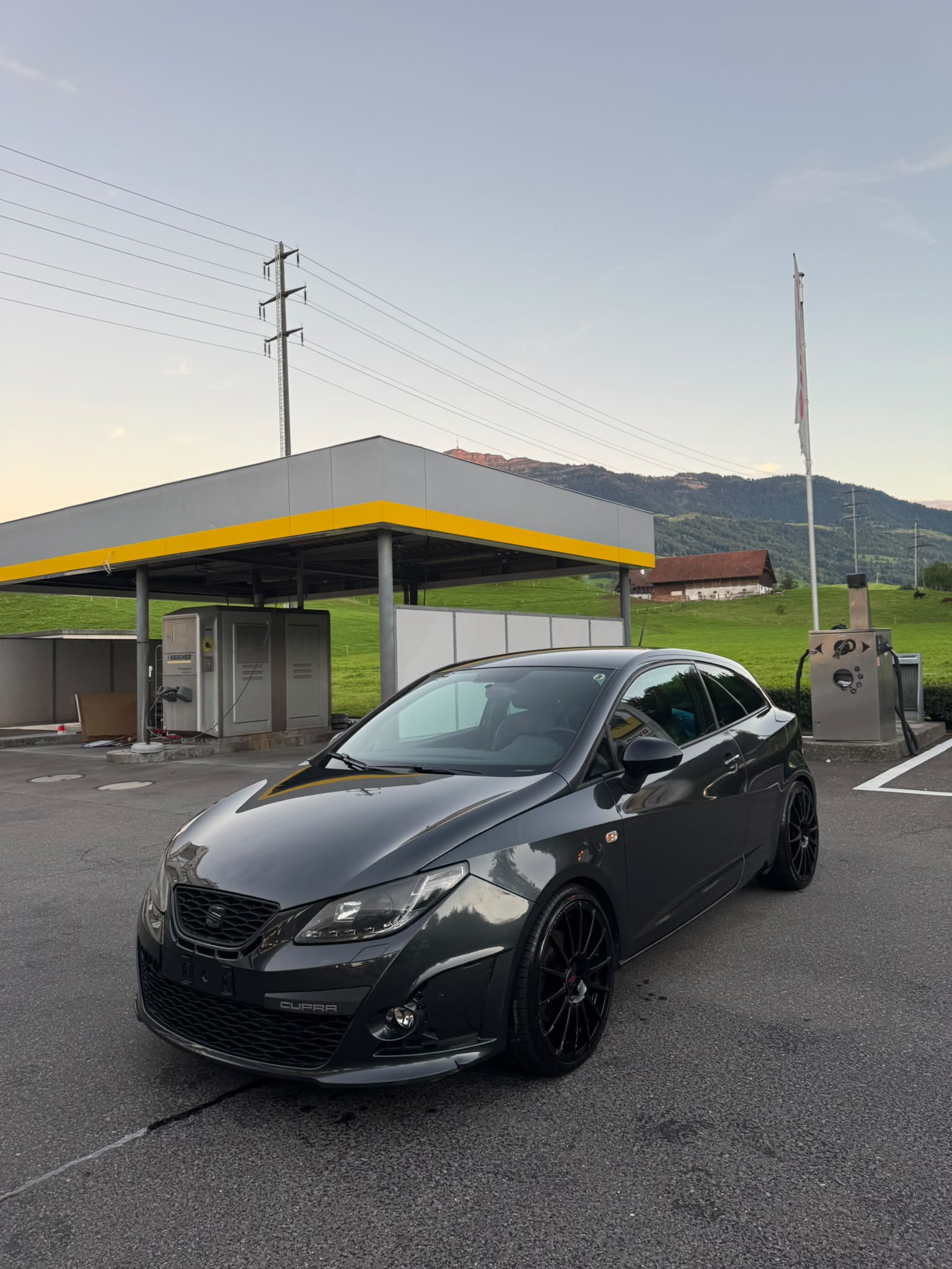 SEAT Ibiza SC 1.4 TSI Cupra DSG-showroom-element-2