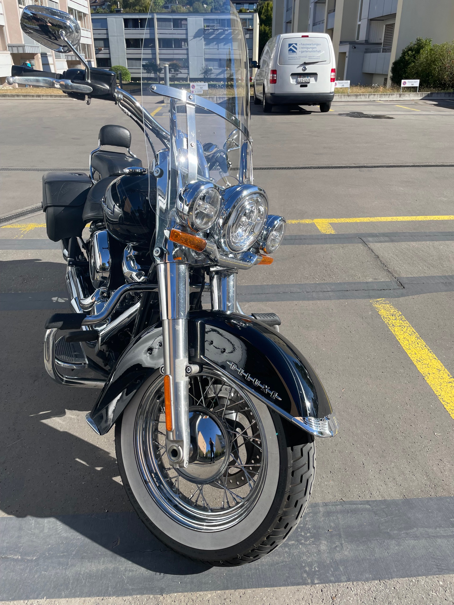 HARLEY-DAVIDSON FLDE Deluxe 107 ABS-image-1