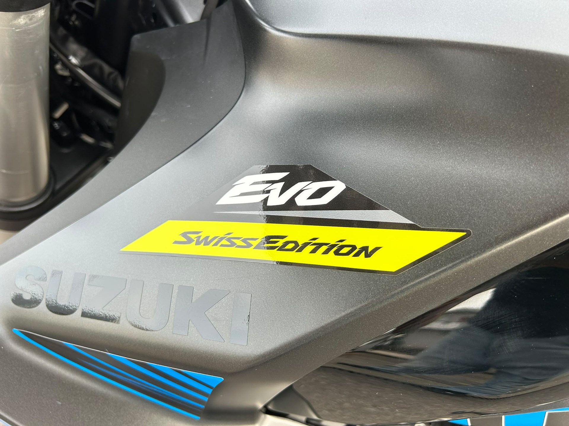 SUZUKI GSX 8 R EVO (35kW)-image-3