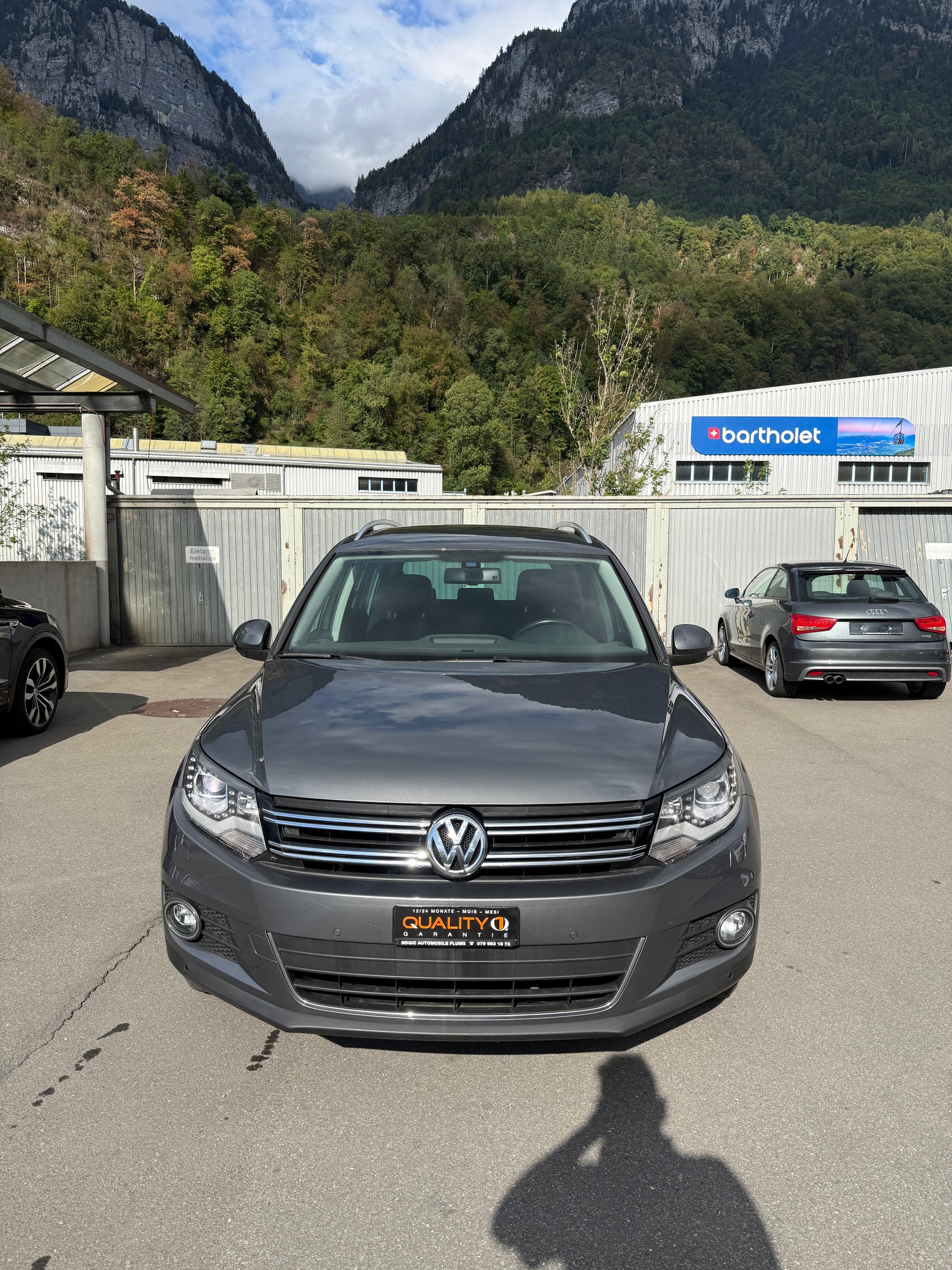 VW Tiguan 2.0 TSI Design 4Motion DSG-showroom-element-2