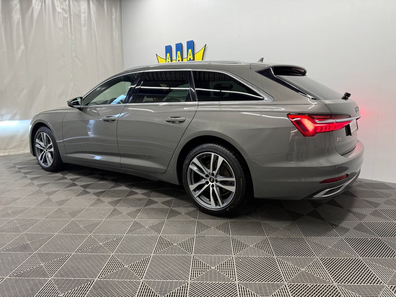 AUDI A6 Avant 40 TDI S line quattro S-tronic-showroom-element-1