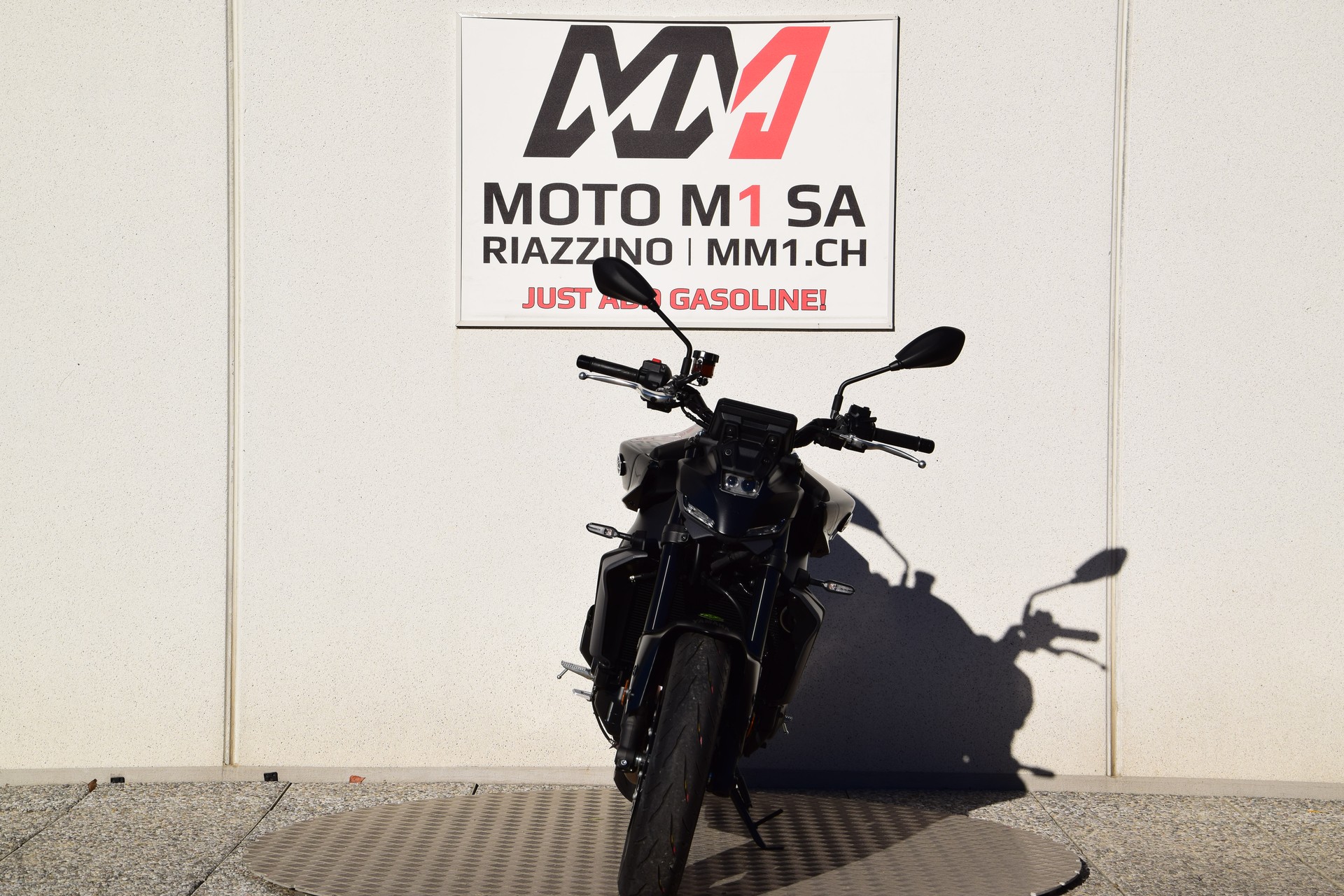 YAMAHA MT-09-image-2