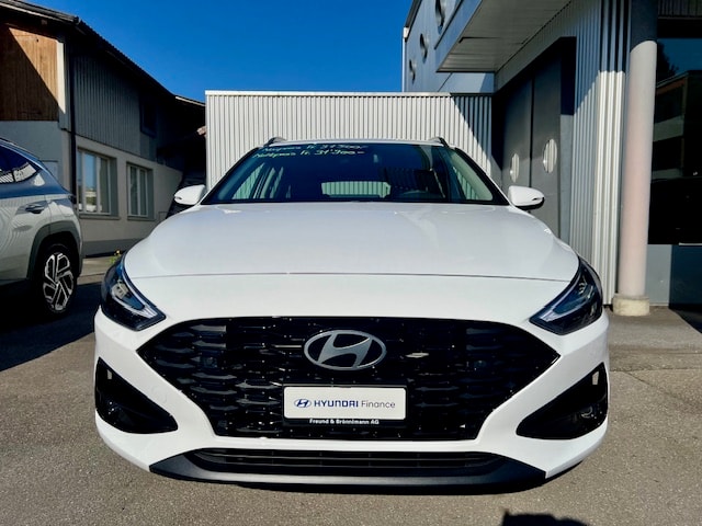 HYUNDAI i30 Wagon 1.5 T-GDi Amplia 48V MH DCT-showroom-element-3