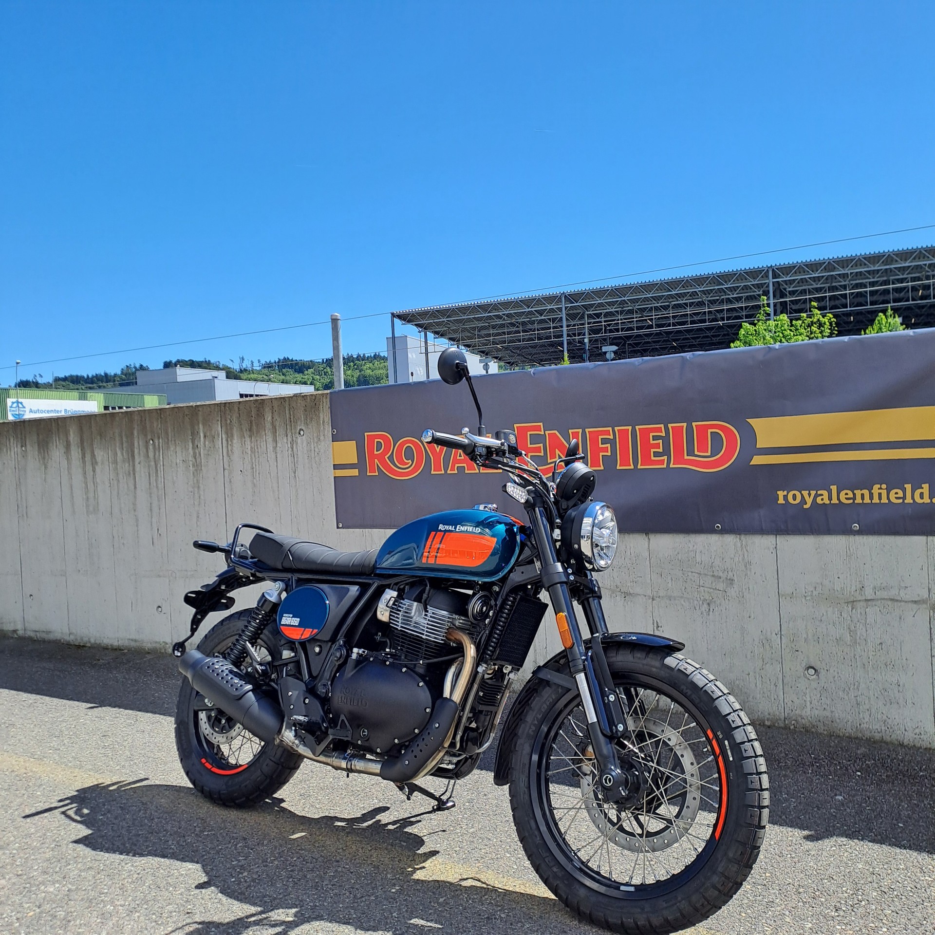 ROYAL ENFIELD BEAR 650-image-1