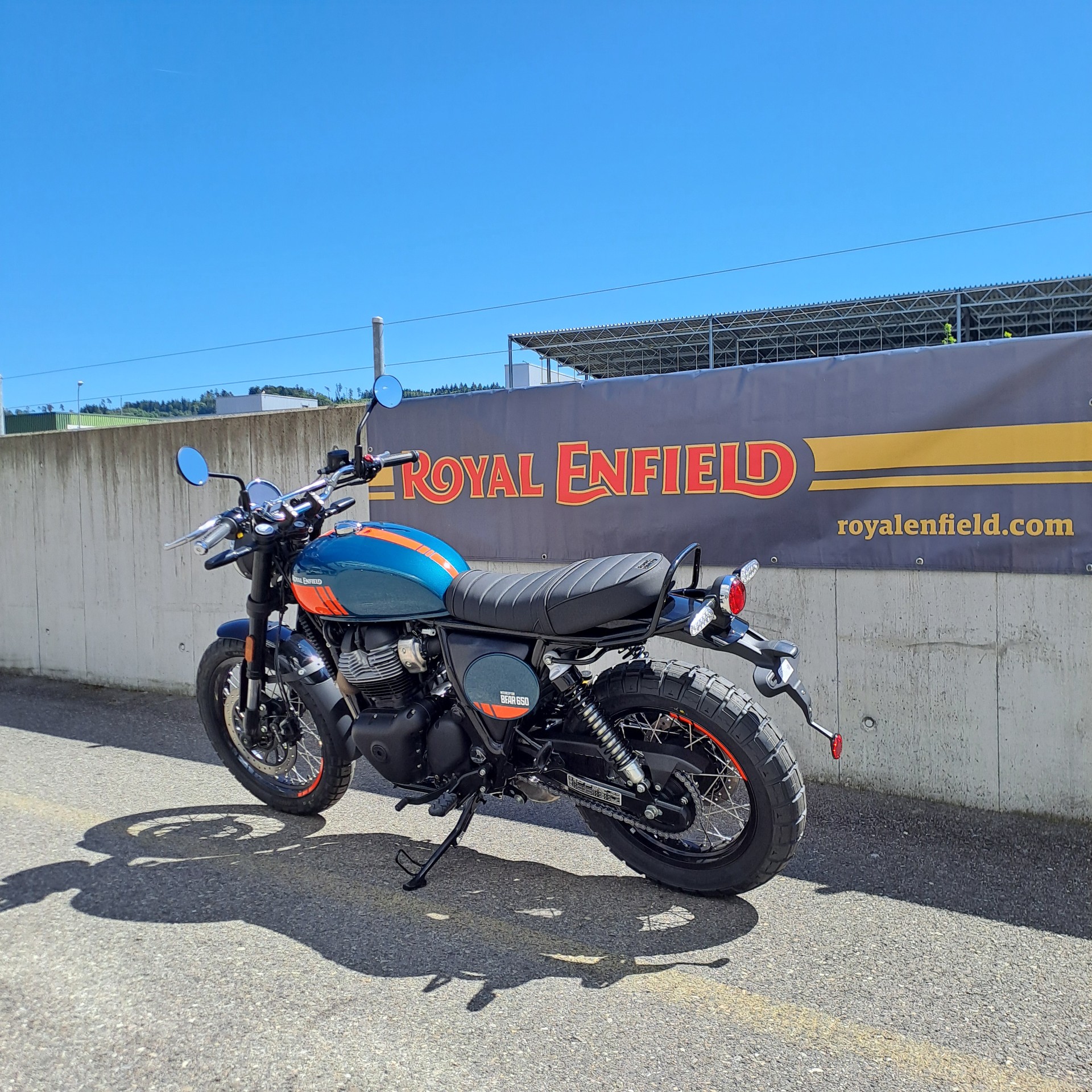 ROYAL ENFIELD BEAR 650-image-4