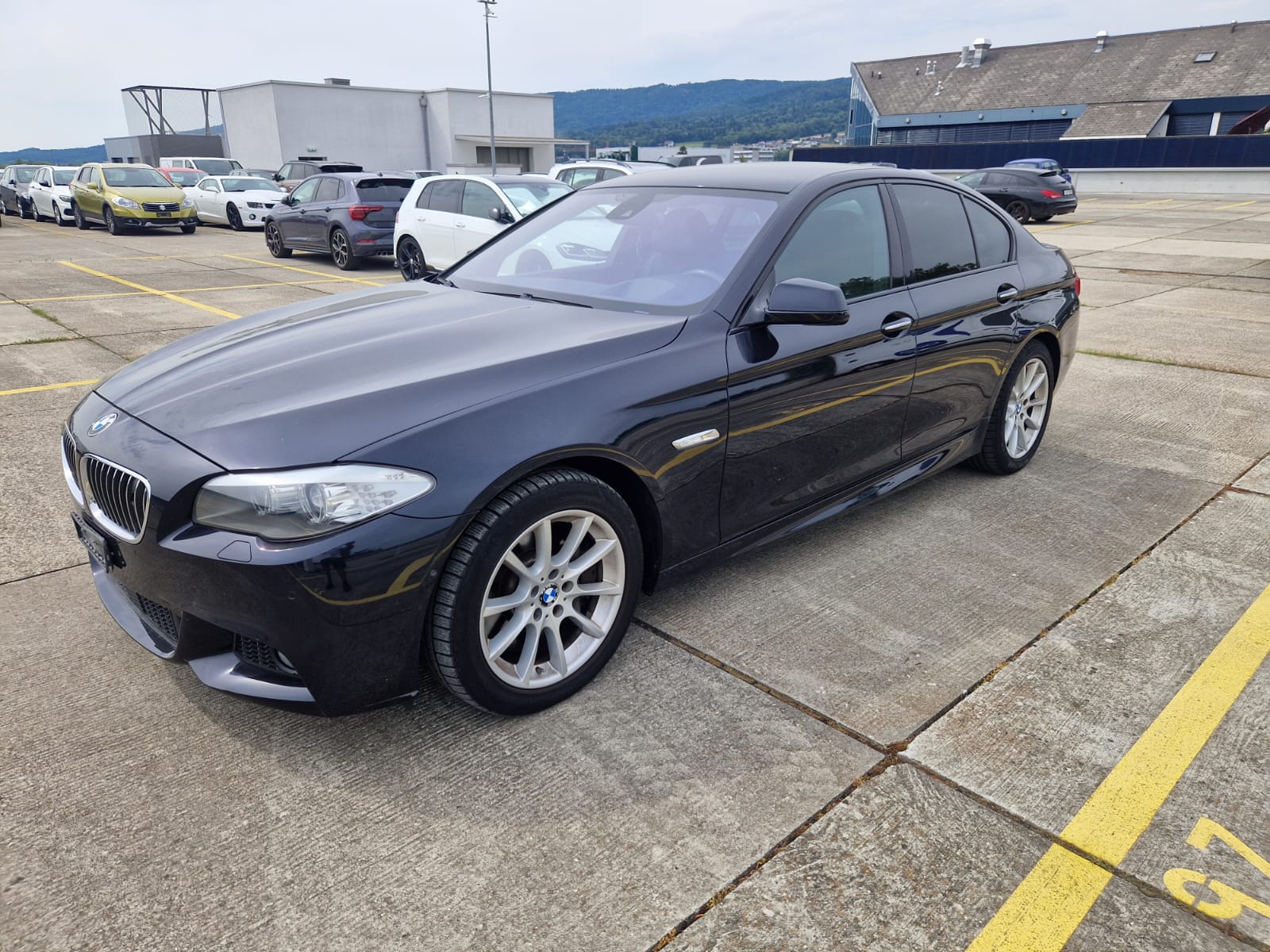 BMW 550i xDrive Steptronic ( M-Sportpaket )