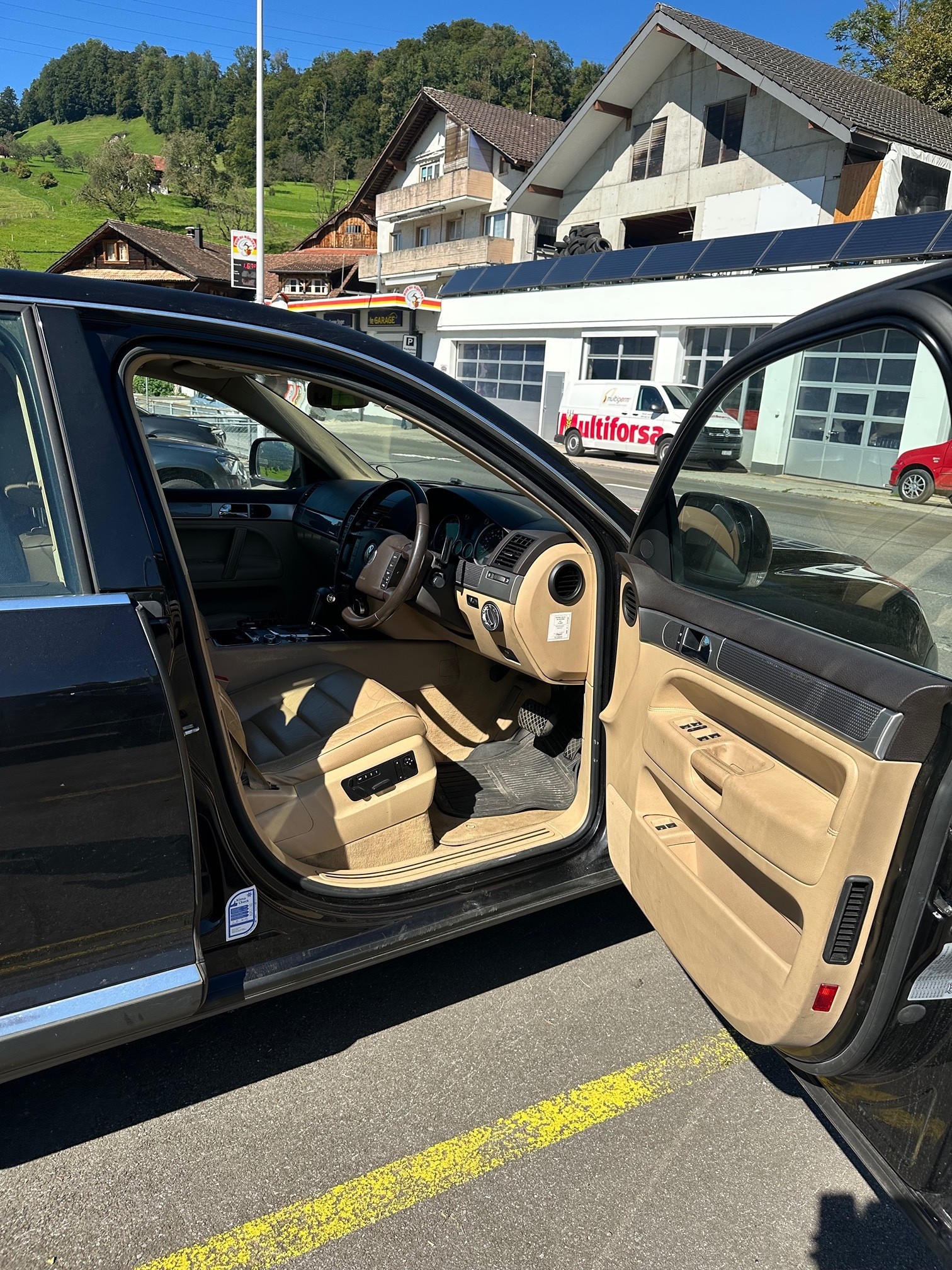 VW Touareg 3.2 V6-image-7