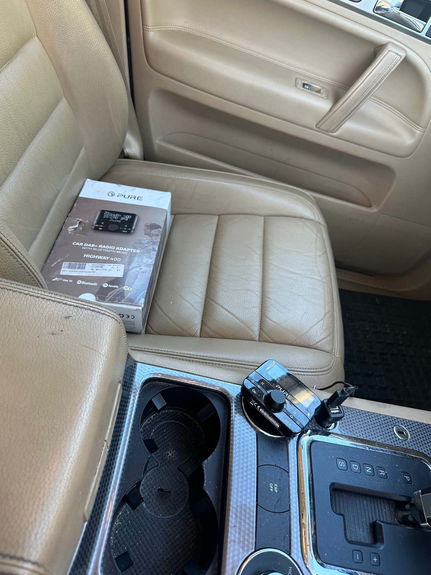 VW Touareg 3.2 V6-image-10