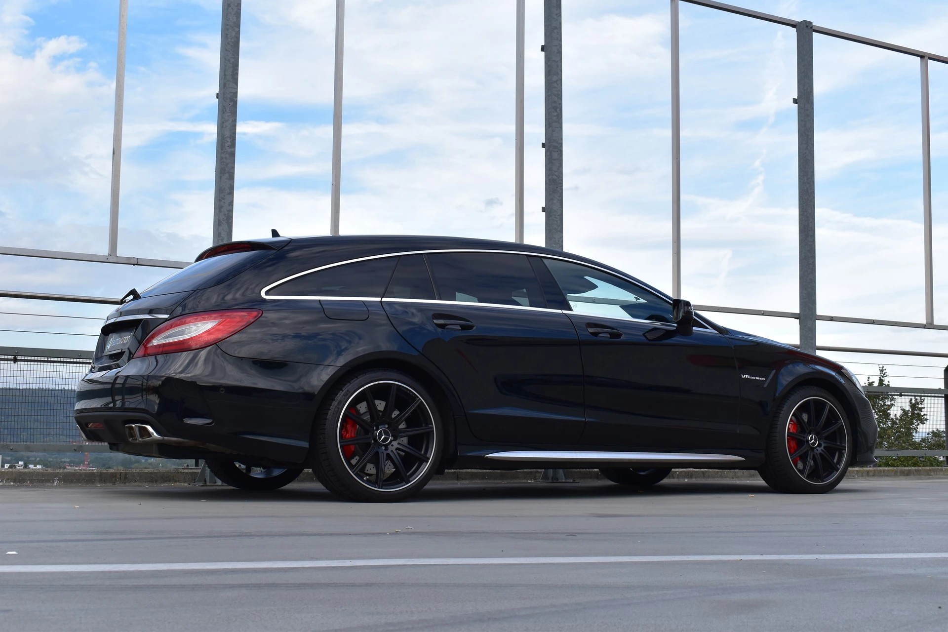 MERCEDES-BENZ CLS SHOOTING BRAKE 63 AMG S 4MATIC SPEEDSHIFT MCT l 585 PS-image-11