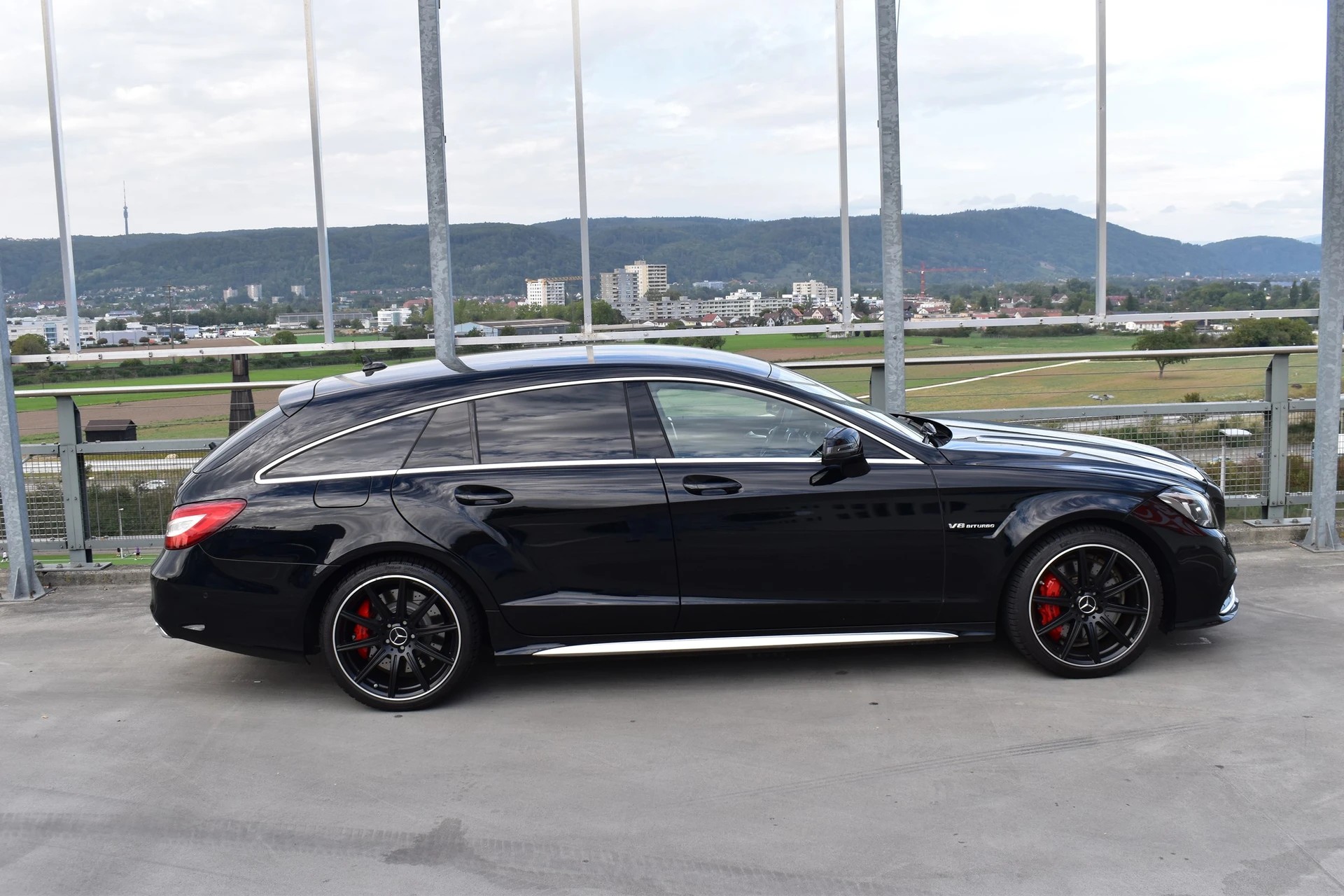 MERCEDES-BENZ CLS SHOOTING BRAKE 63 AMG S 4MATIC SPEEDSHIFT MCT l 585 PS-image-6
