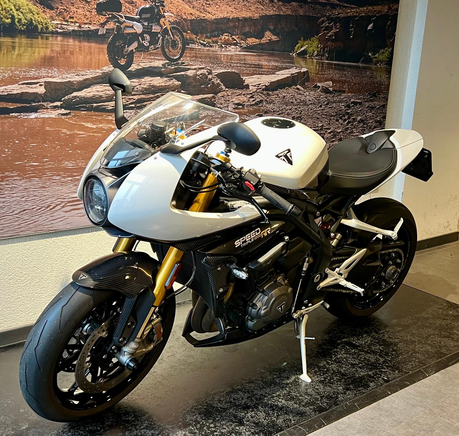 TRIUMPH Speed Triple RR-image-2