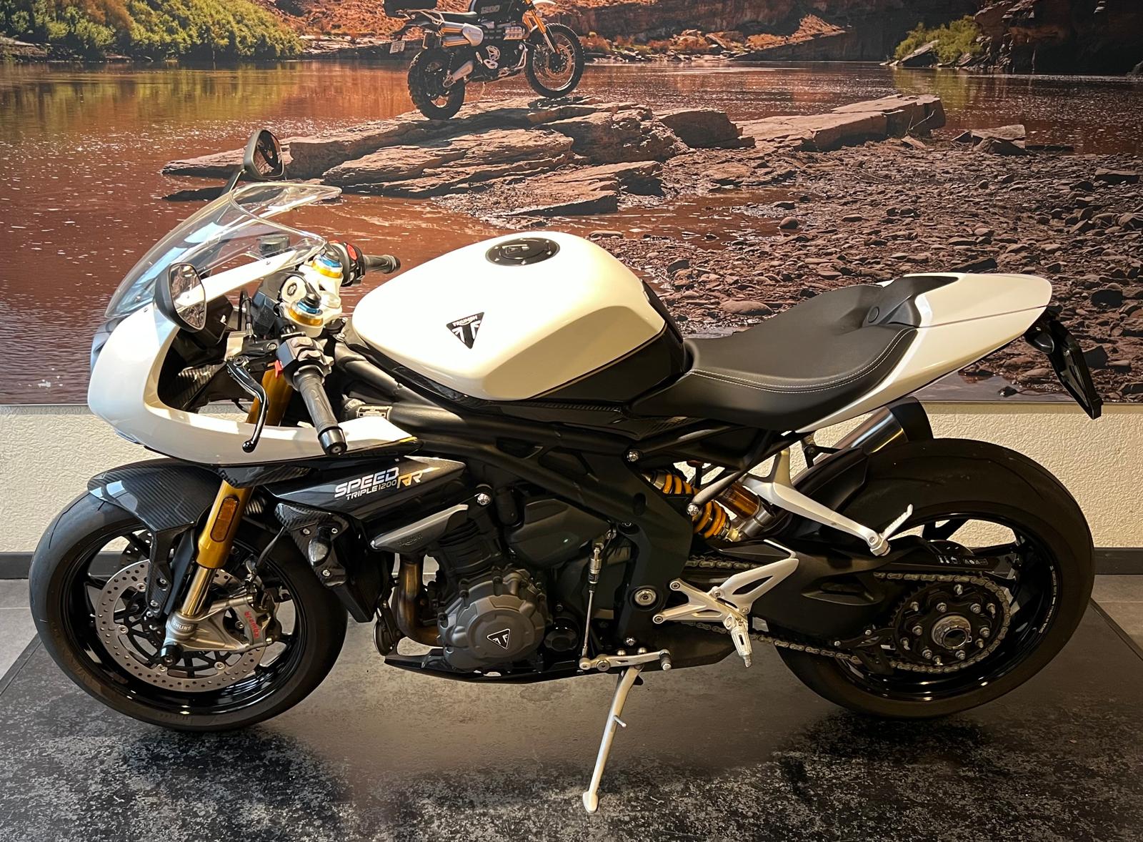 TRIUMPH Speed Triple RR-image-3