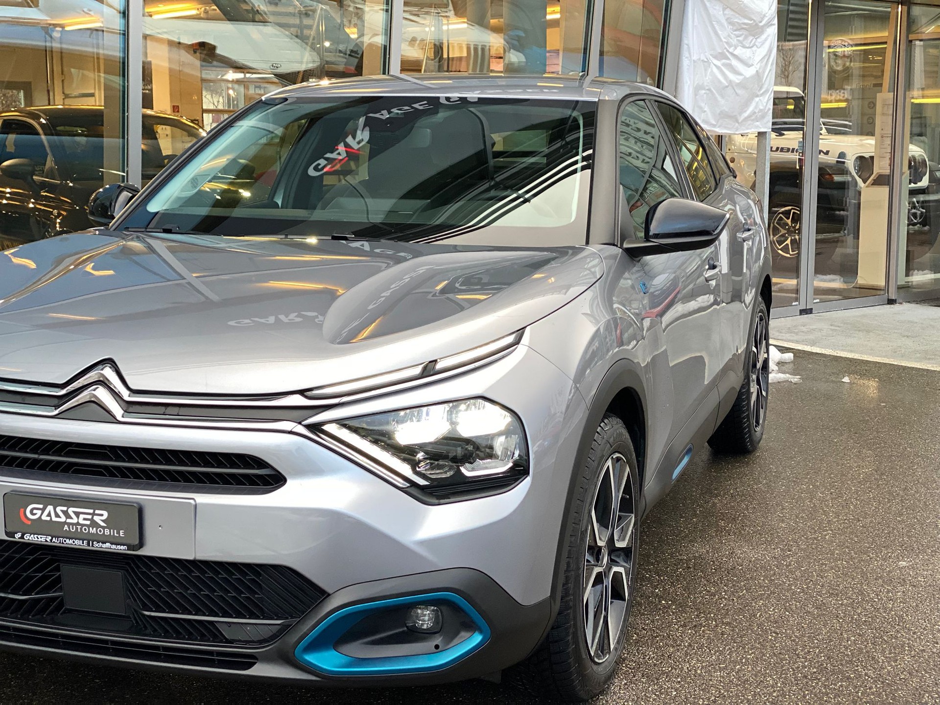 CITROEN C4 Electric Swiss Edition-showroom-element-3