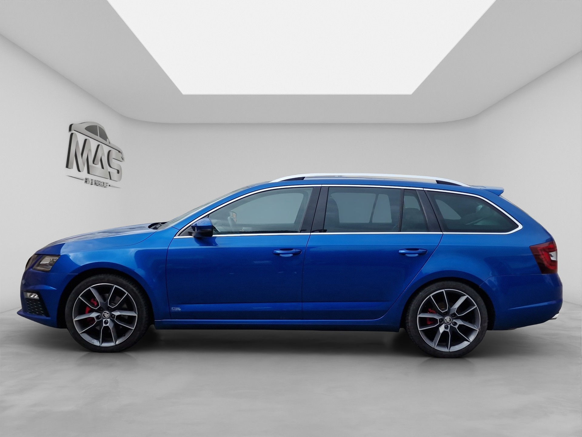 SKODA Octavia Combi 2.0 TDI RS 4x4 DSG-image-2