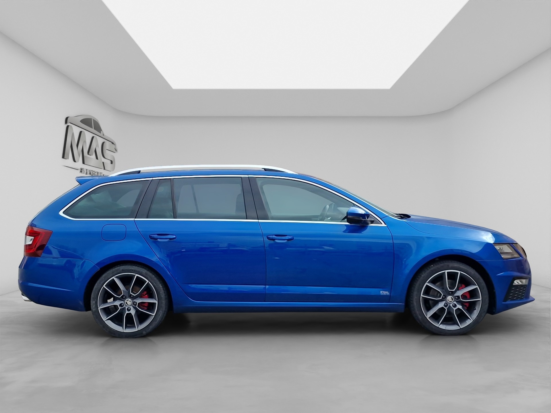 SKODA Octavia Combi 2.0 TDI RS 4x4 DSG-image-6