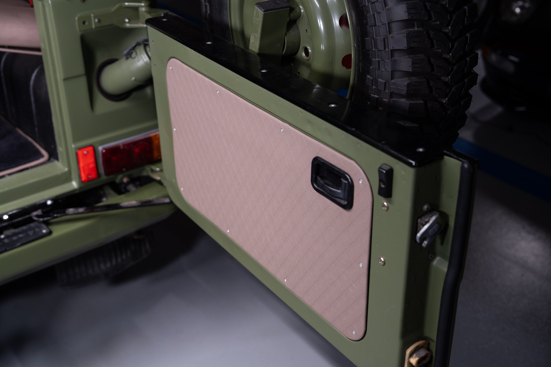 PUCH 230 GE ''Swiss Army''-image-13