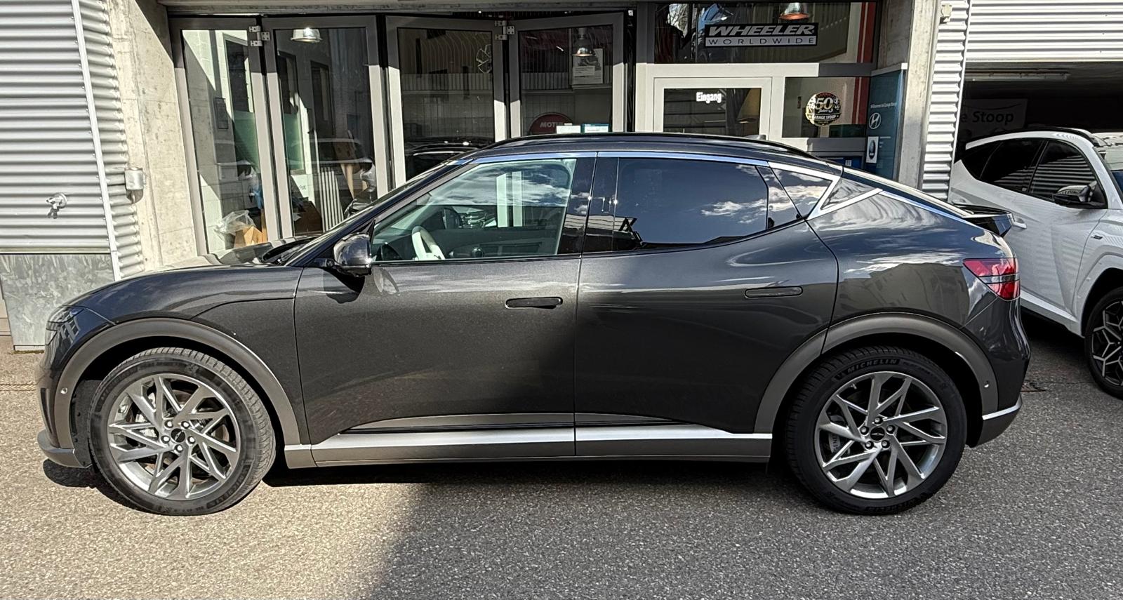 GENESIS GV60 Dual Motor Sport AWD-image-1