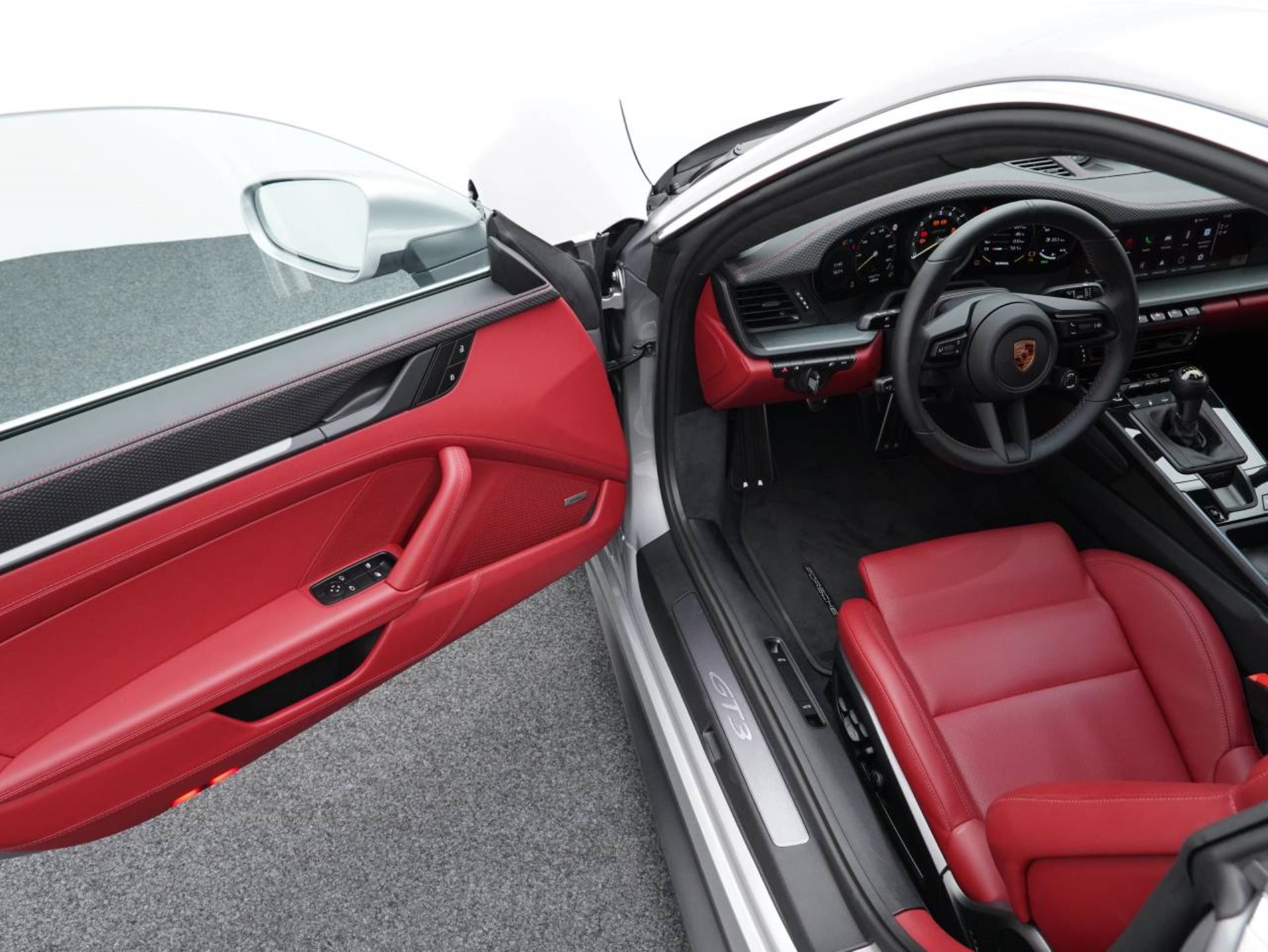 PORSCHE 911 GT3 mit Touring-Paket-showroom-element-3