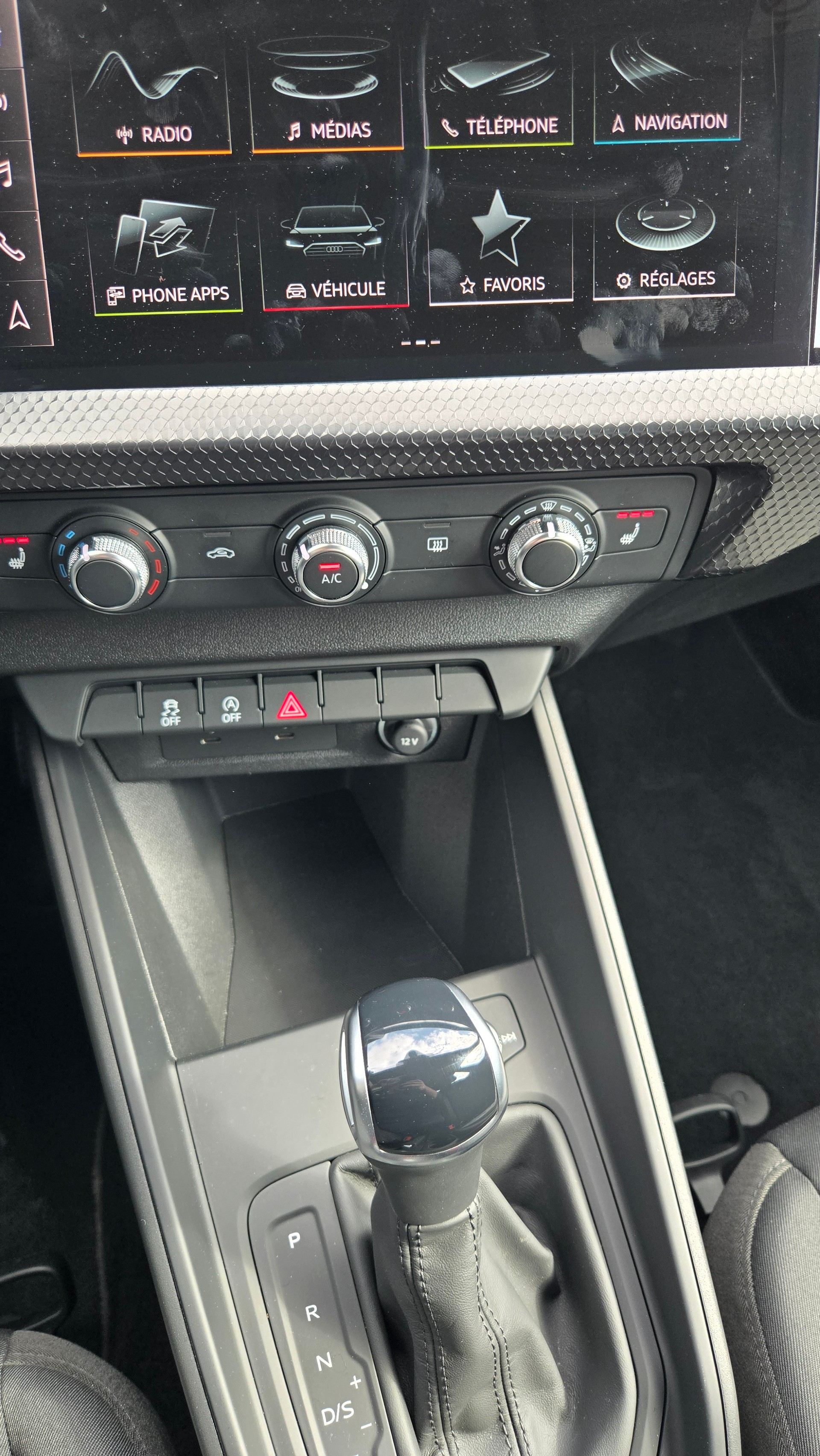 AUDI A1 Sportback 30 TFSI Attraction S-tronic-image-10