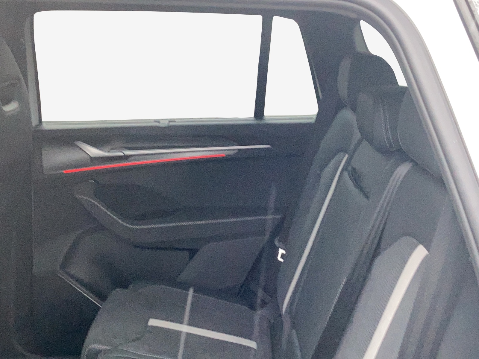 SKODA Kodiaq 1.5 TSI PHEV Sportline-image-11