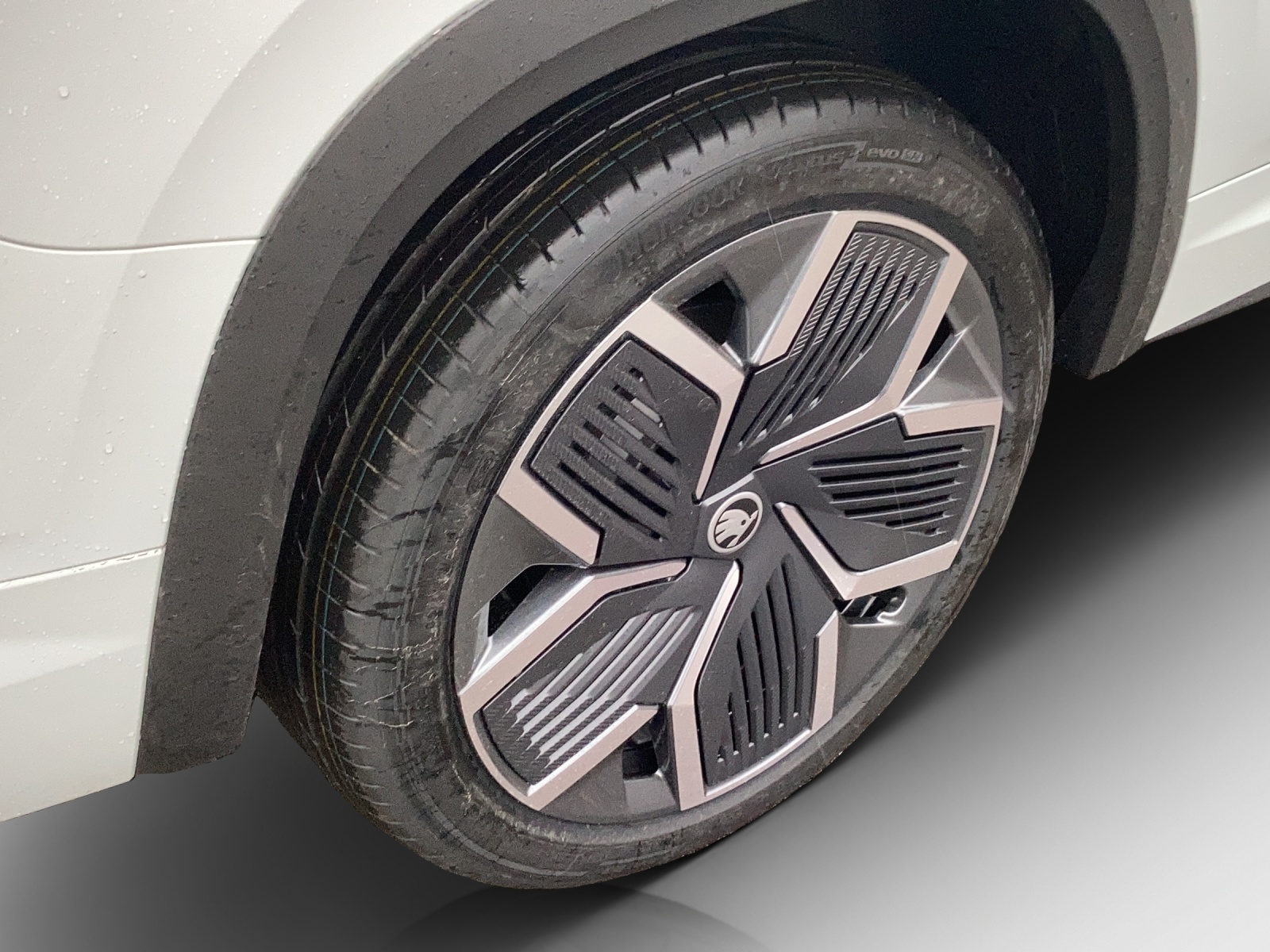 SKODA Kodiaq 1.5 TSI PHEV Sportline-image-14