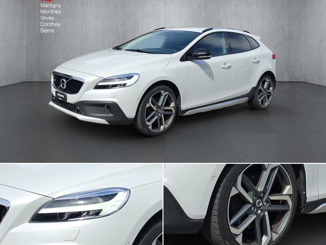 VOLVO V40 Cross Country Pro T4 AWD Geartronic-image-17