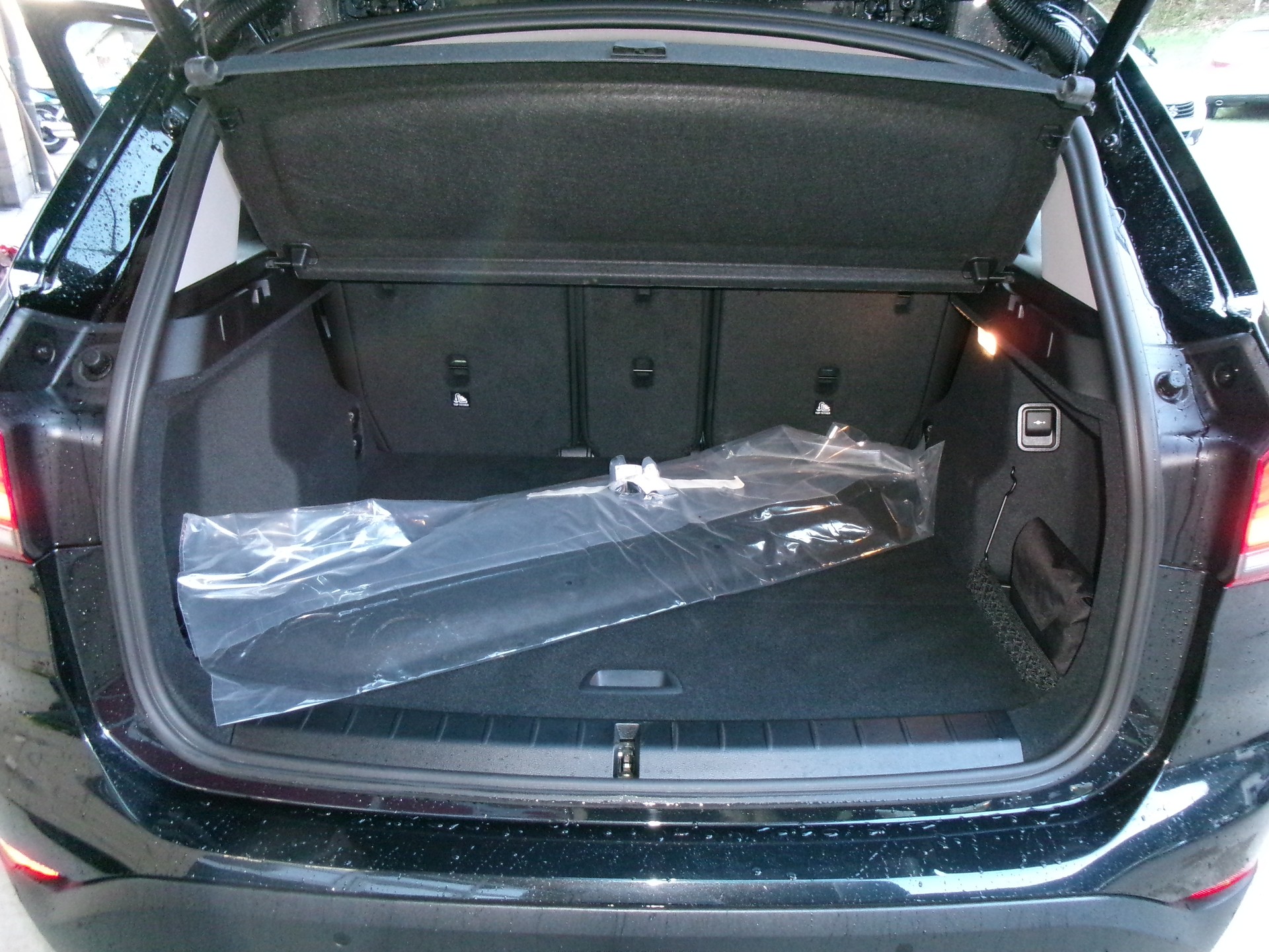 BMW X1 xDrive 18d Travel Edition Steptronic-image-5