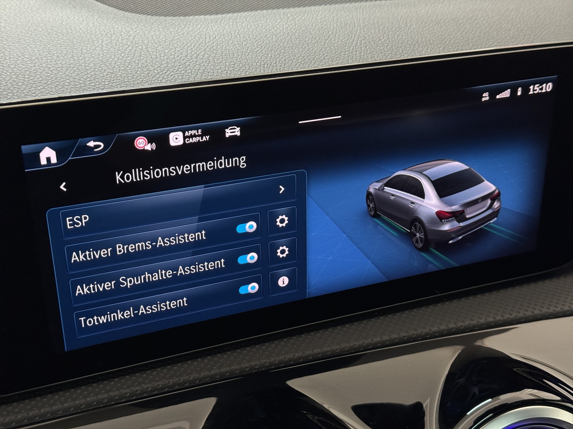 MERCEDES-BENZ A 180 7G-DCT AMG Line Night Star "Pano-Burmester-360°Kamera"-image-21
