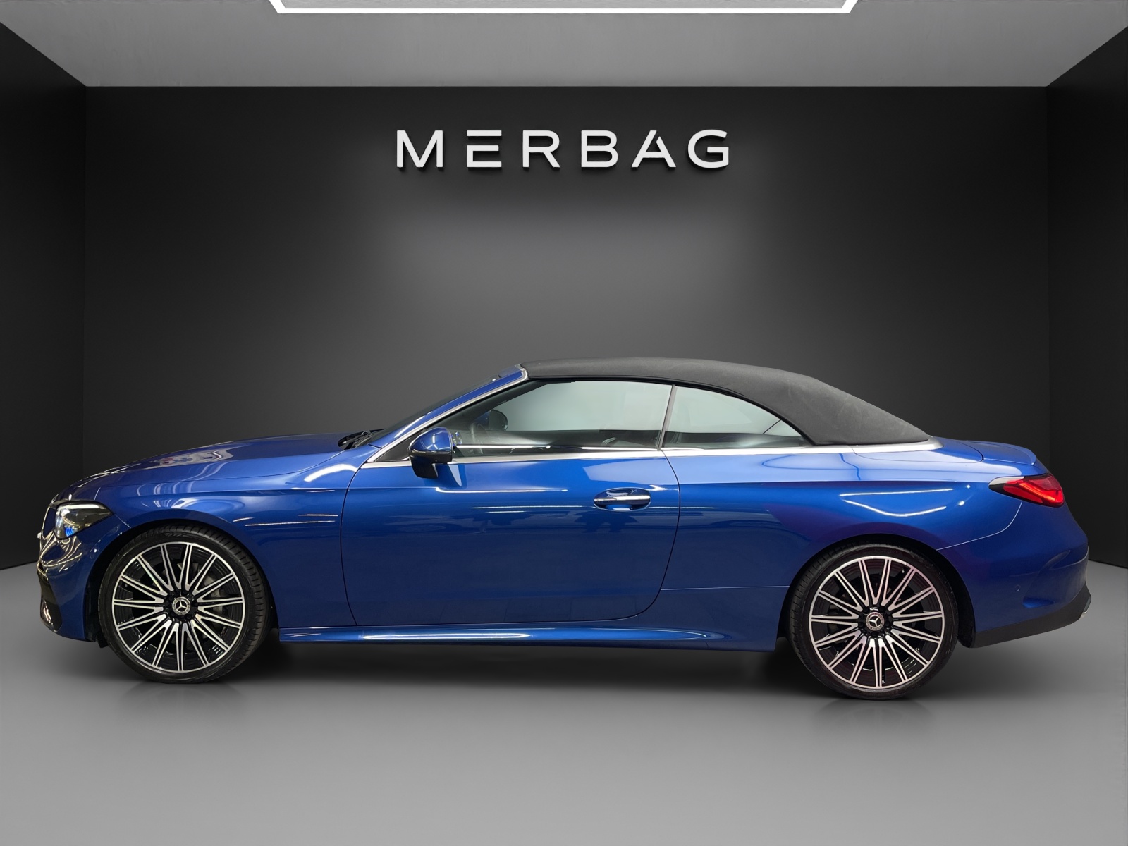 MERCEDES-BENZ CLE 200 Cabrio 4M-image-6