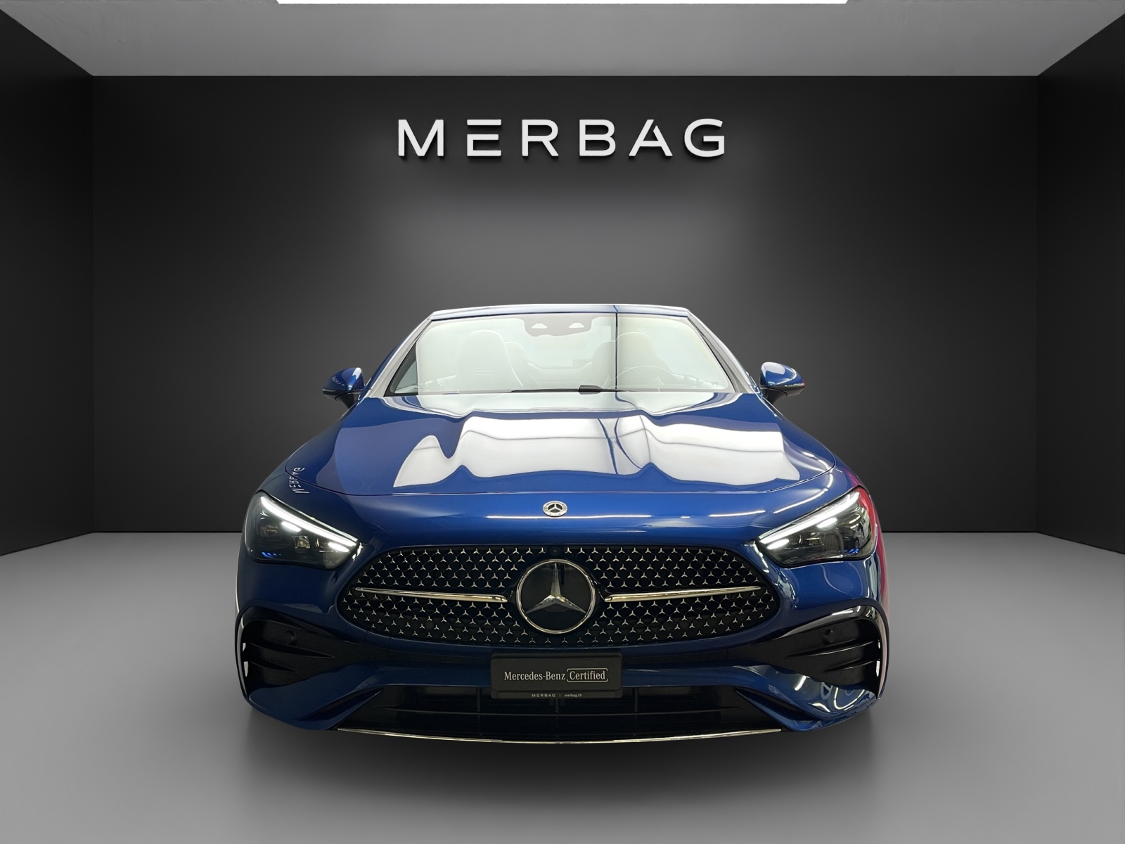 MERCEDES-BENZ CLE 200 Cabrio 4M-image-1