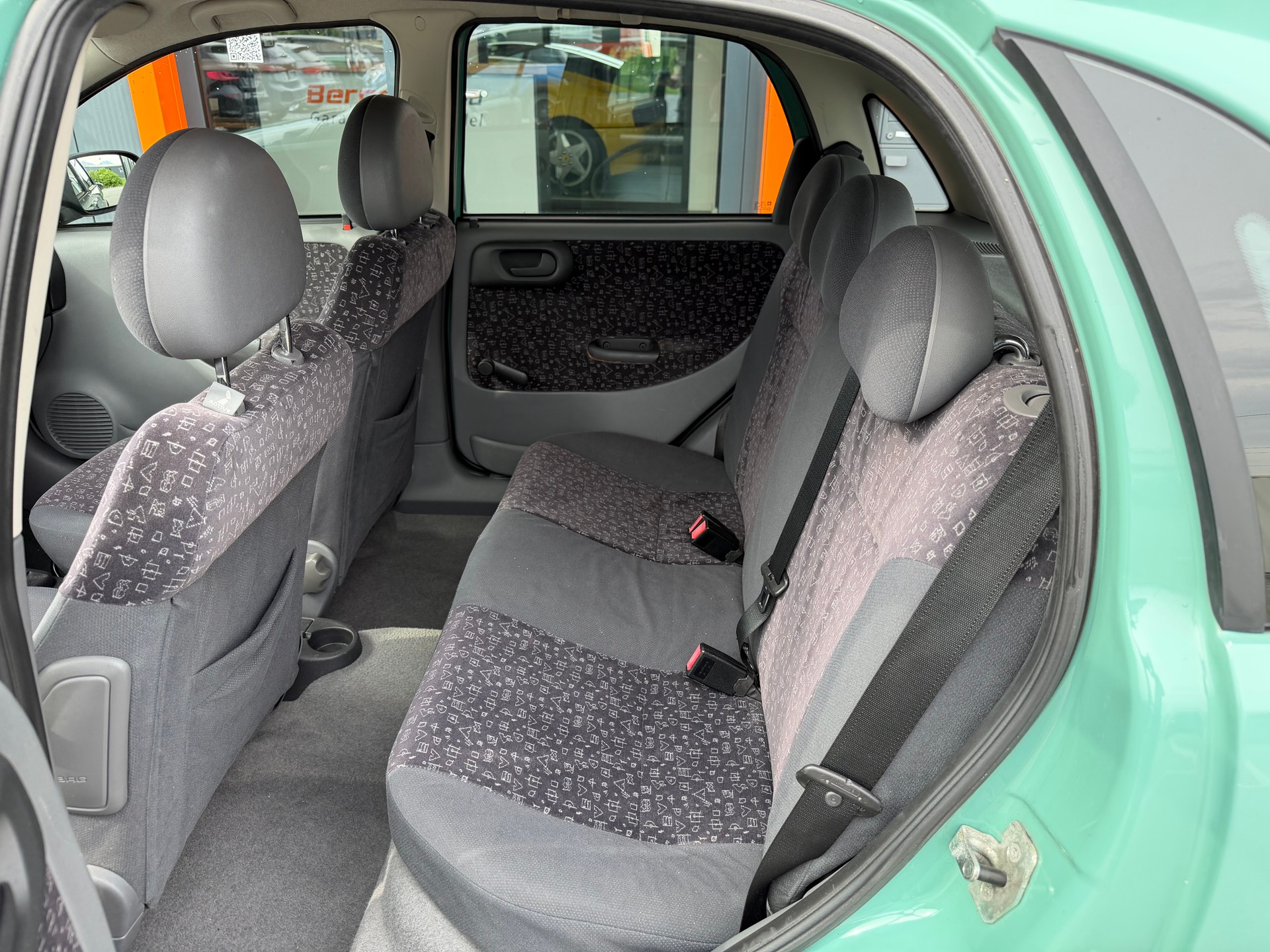 OPEL Corsa 1.4 16V Comfort-image-8