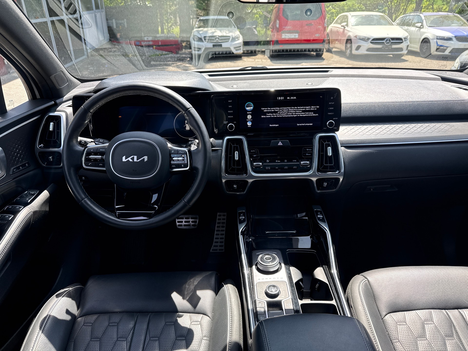 KIA Sorento 1.6 T-GDi HEV Style-image-7