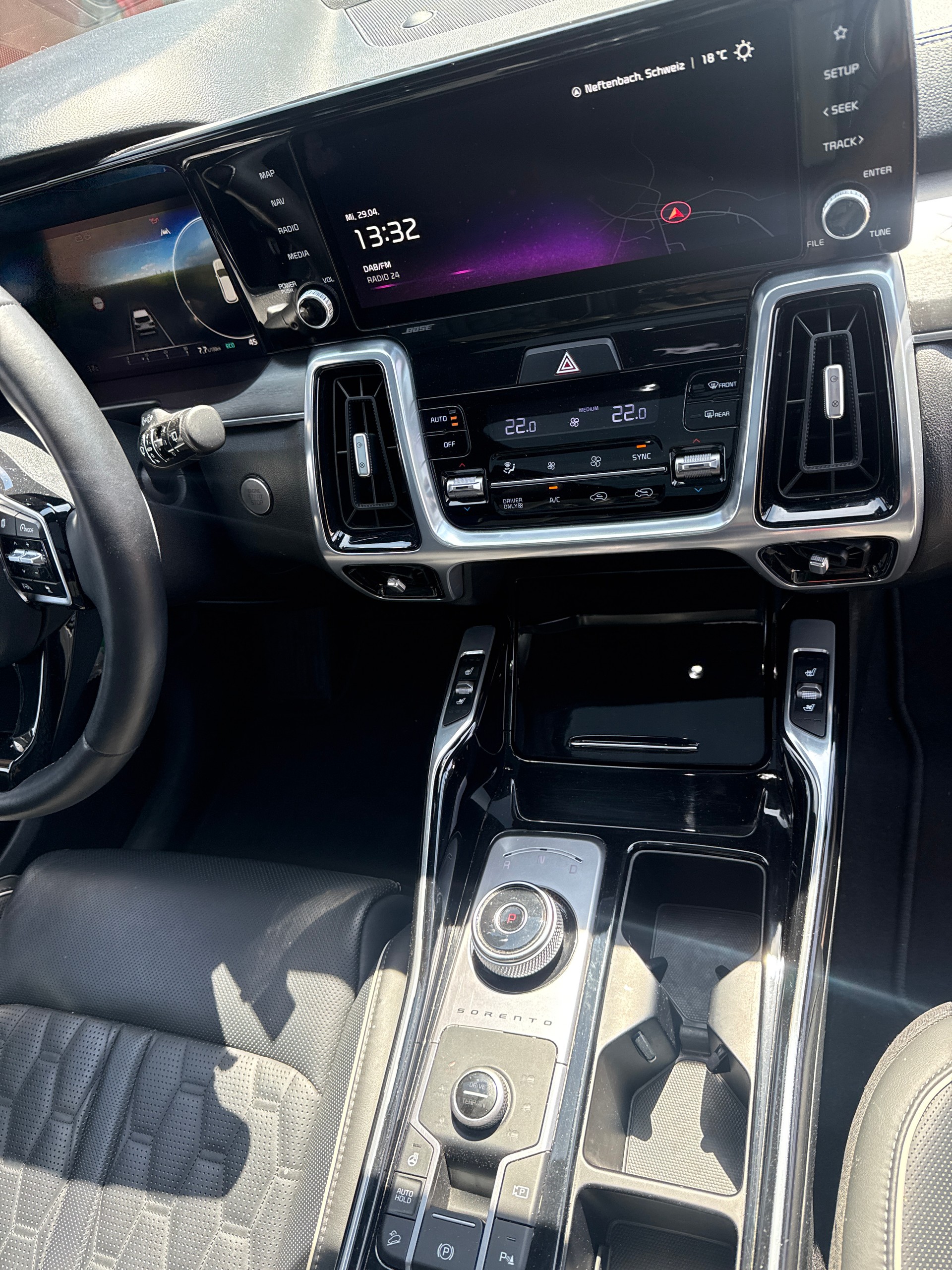 KIA Sorento 1.6 T-GDi HEV Style-image-14