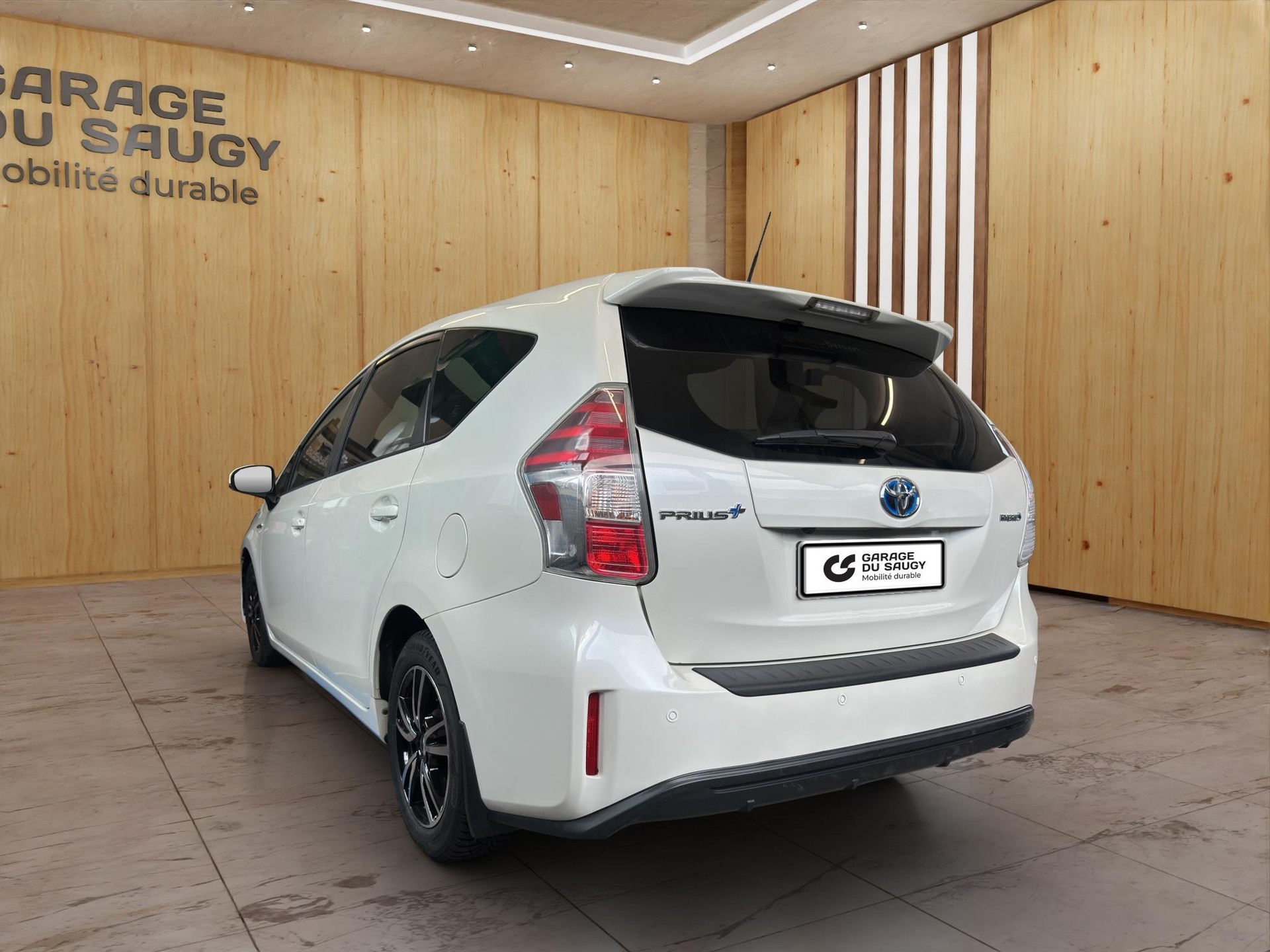 TOYOTA Prius+ Wagon 1.8 VVTi HSD Style-showroom-element-2
