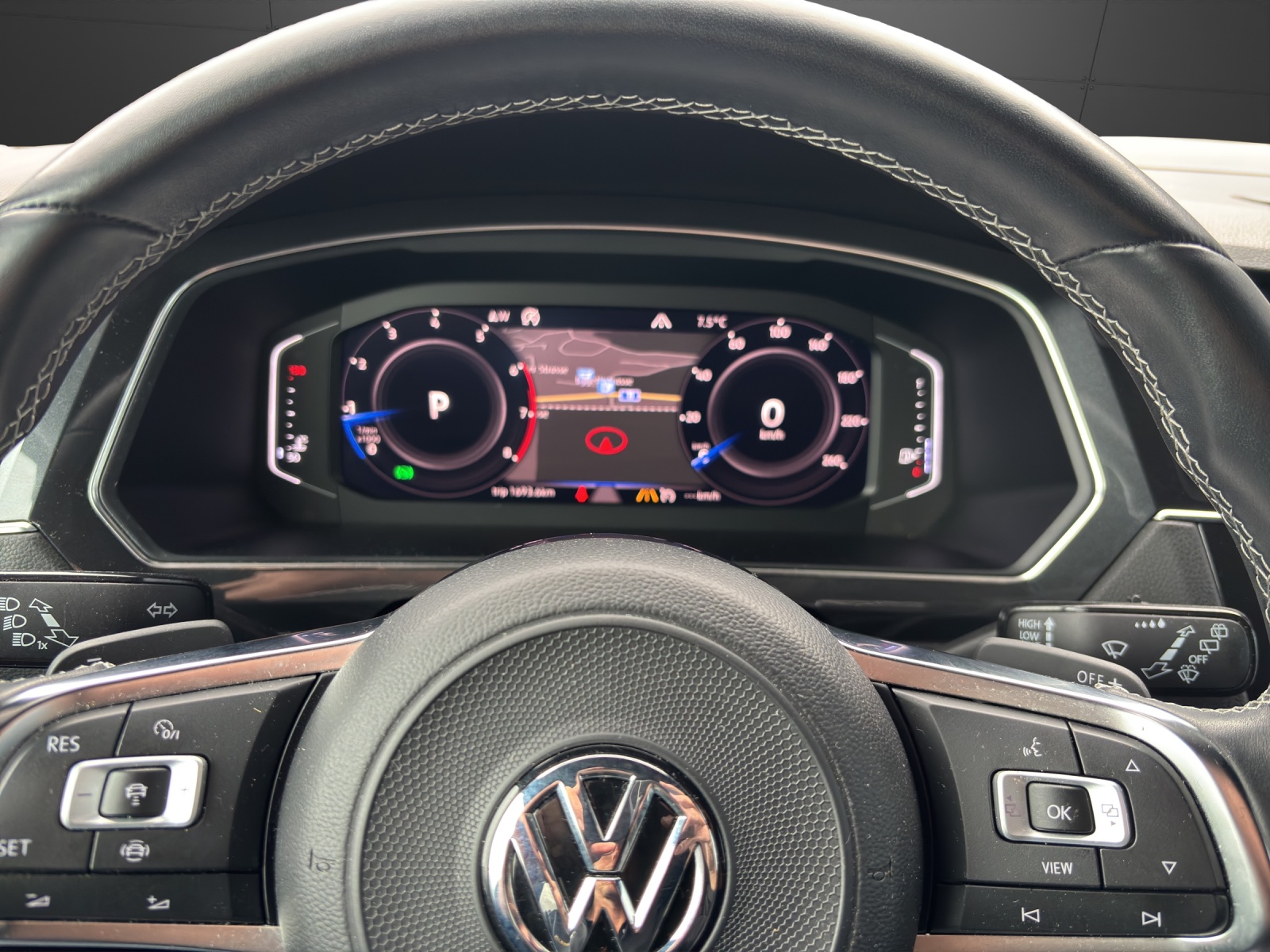 VW Tiguan Allspace 2.0TSI Highline 4Motion DSG-image-6