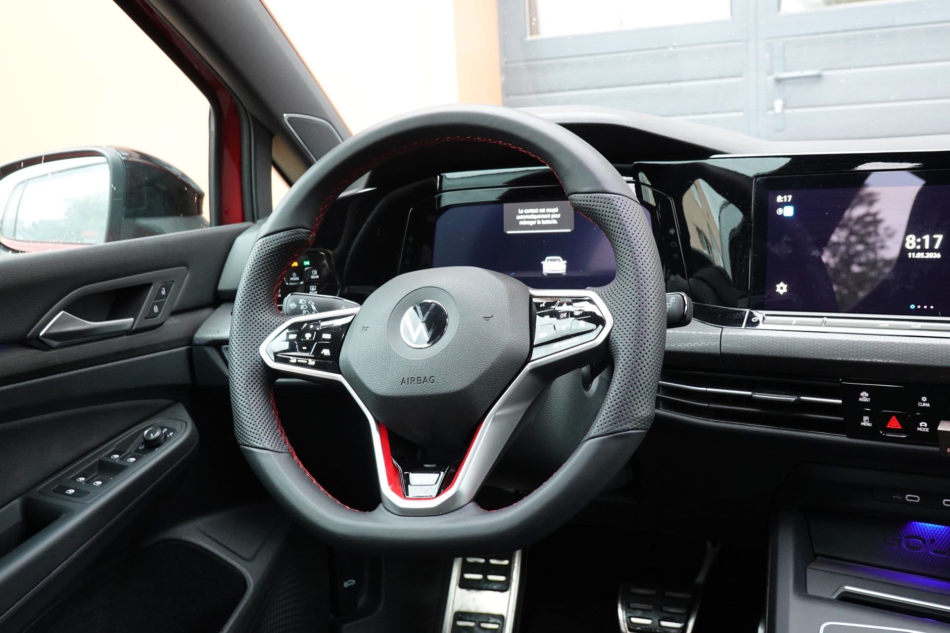 VW Golf 2.0 TSI GTI Clubsport DSG -"Jantes 19' Noir * Feux IQ Light * Sièges Chauffant * Head-up Display * Caméra + Capteurs"-image-11