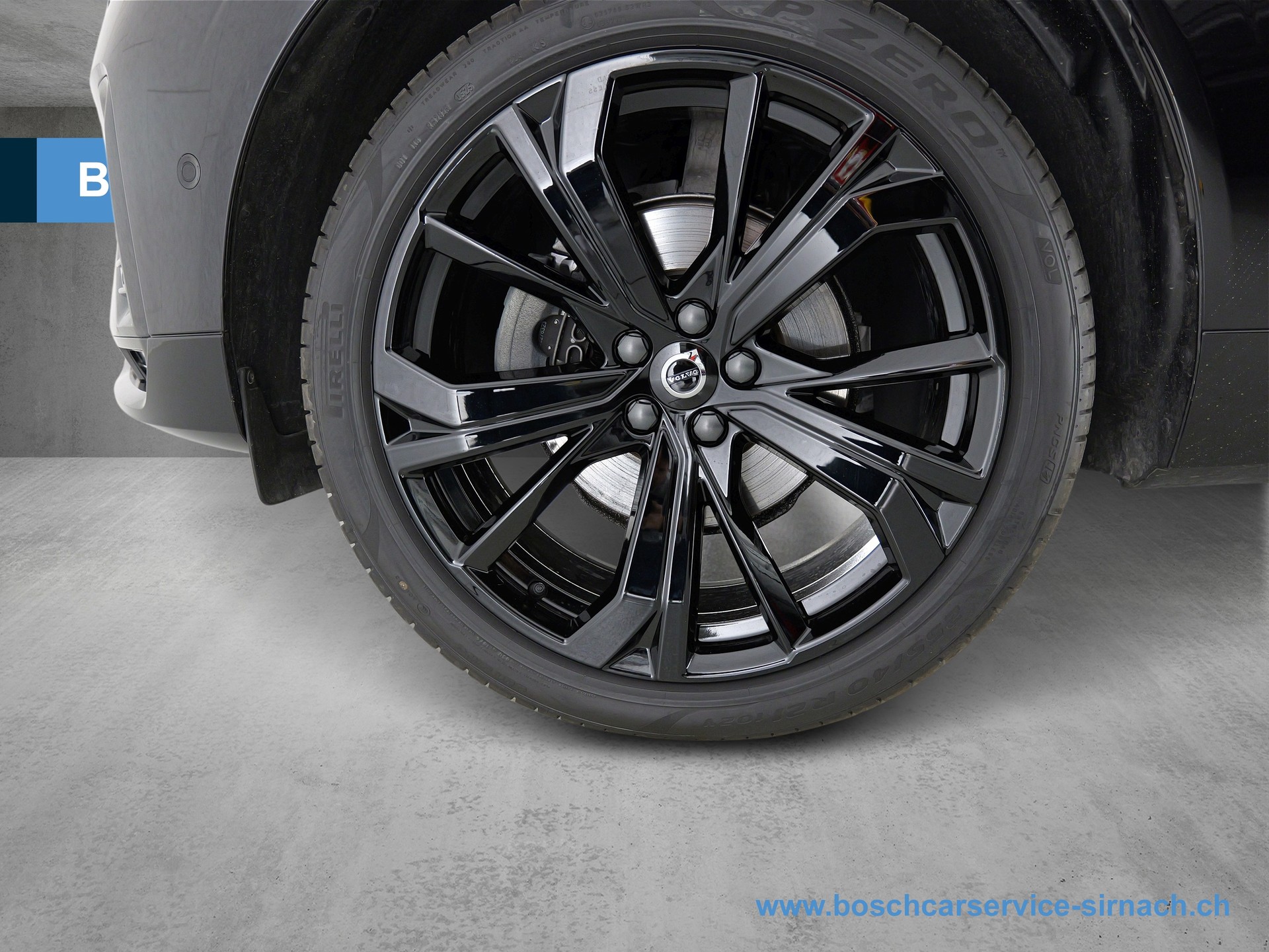 VOLVO XC60 B5 Benzin Mild Hybrid AWD Black Edition Geartronic-image-10