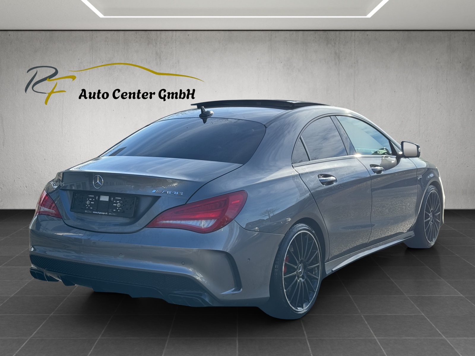 MERCEDES-BENZ CLA 45 AMG 4Matic Speedshift-image-6