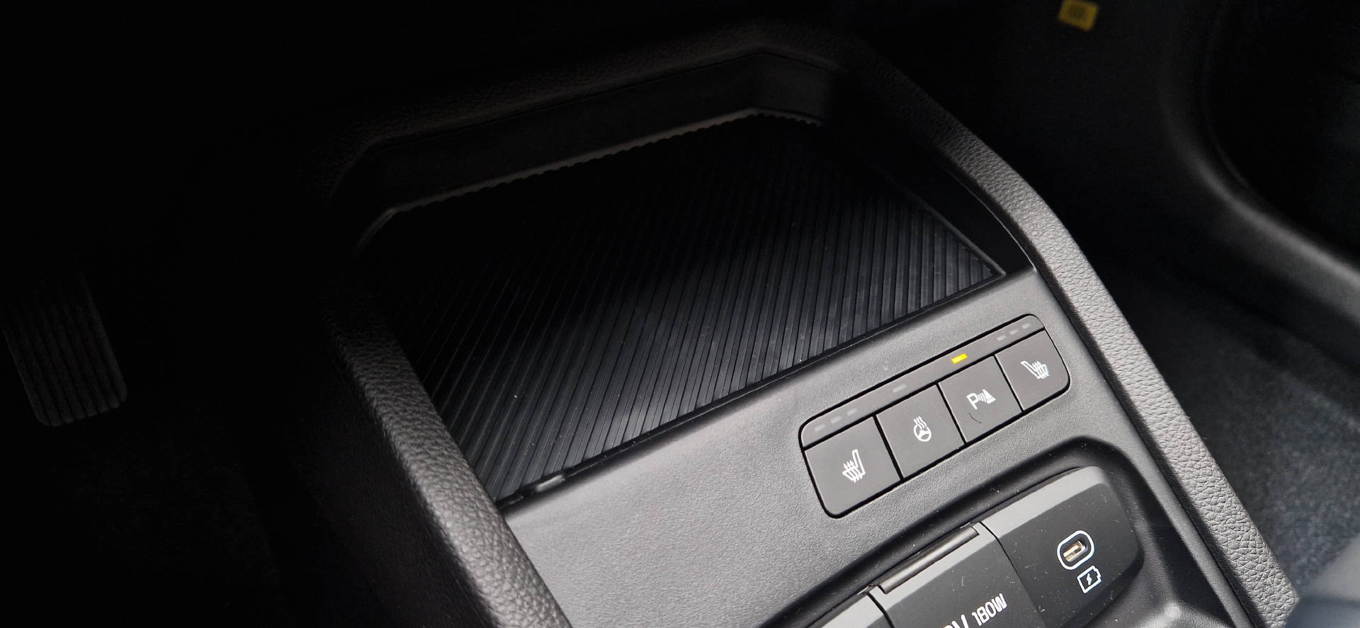 KIA Stonic 1.0 T-GDi-image-10