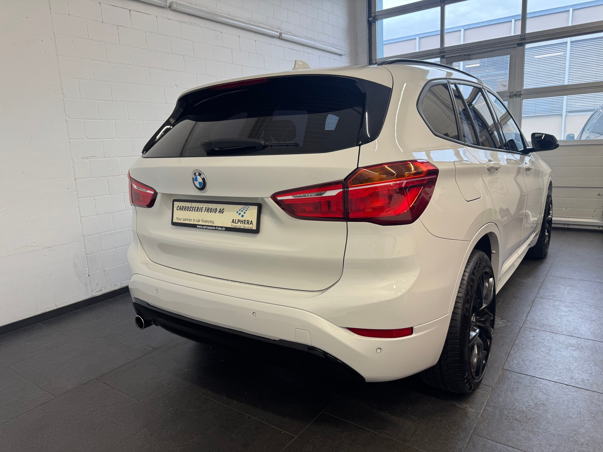 BMW X1 xDrive 18d Steptronic-image-4