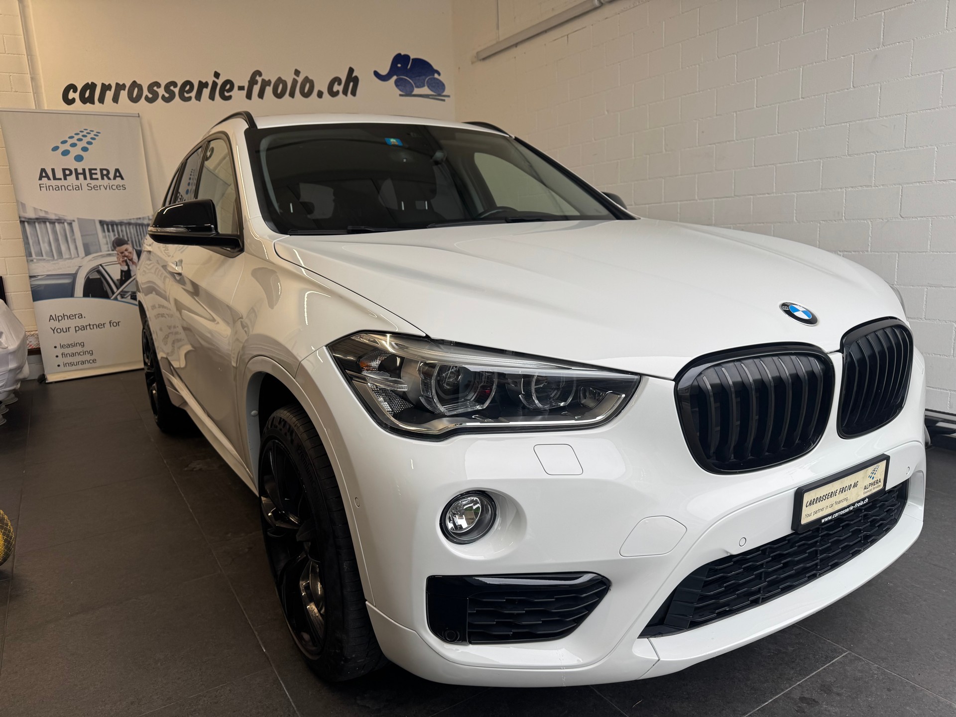 BMW X1 xDrive 18d Steptronic-image-1