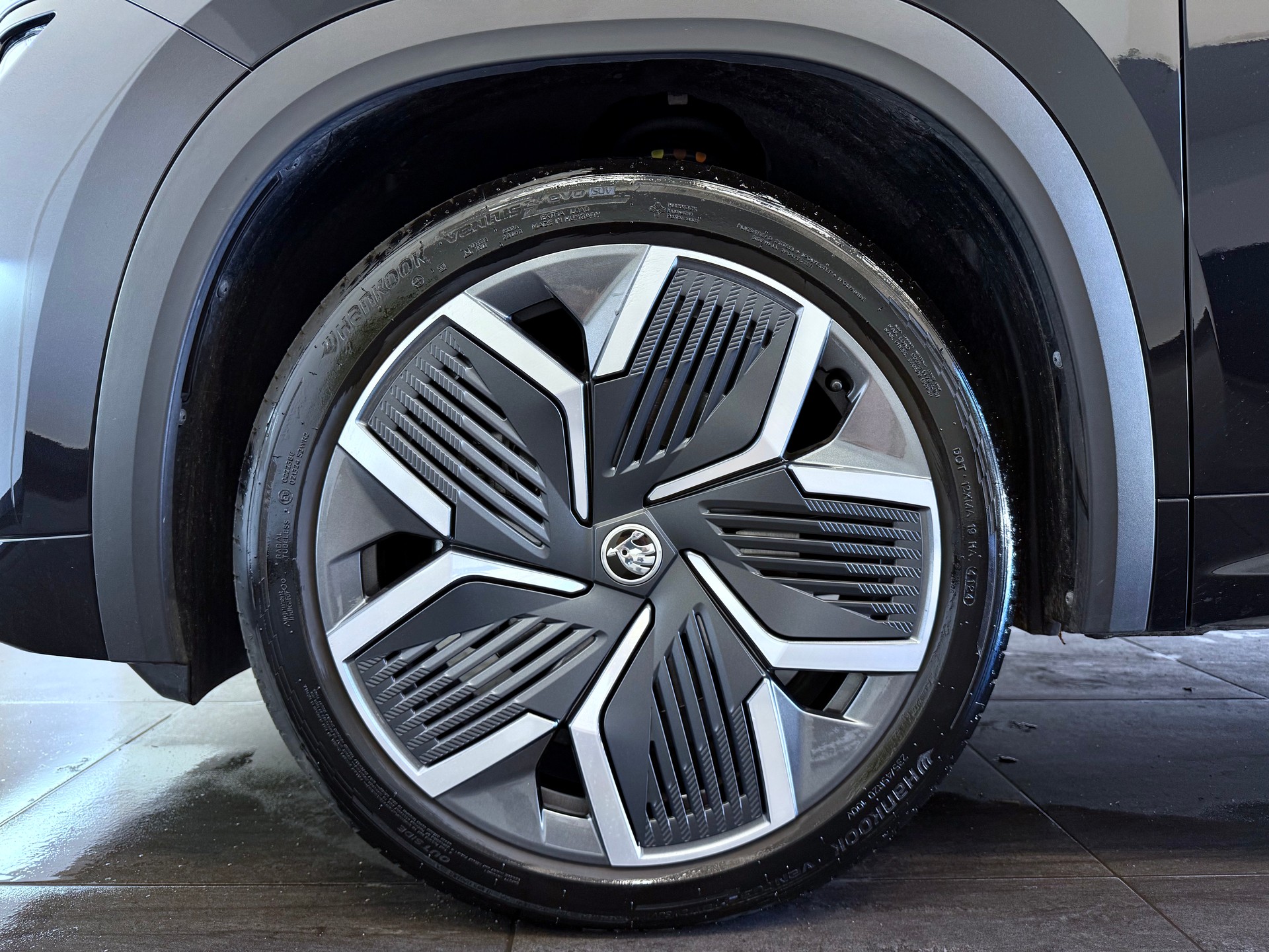 SKODA Kodiaq 2.0 TDI CR SportLine 4x4 DSG-image-5