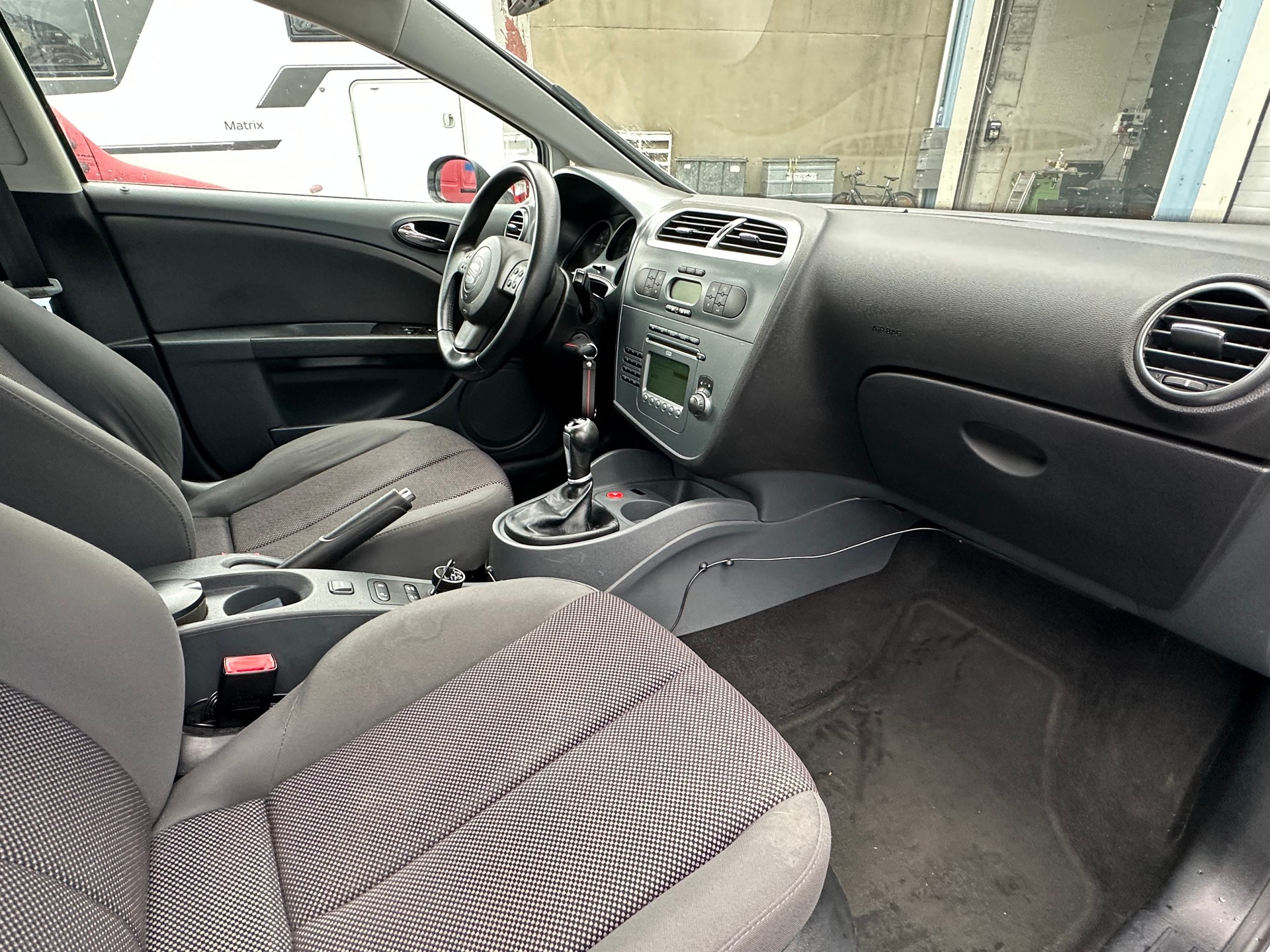 SEAT Leon 1.6 Reference-image-11