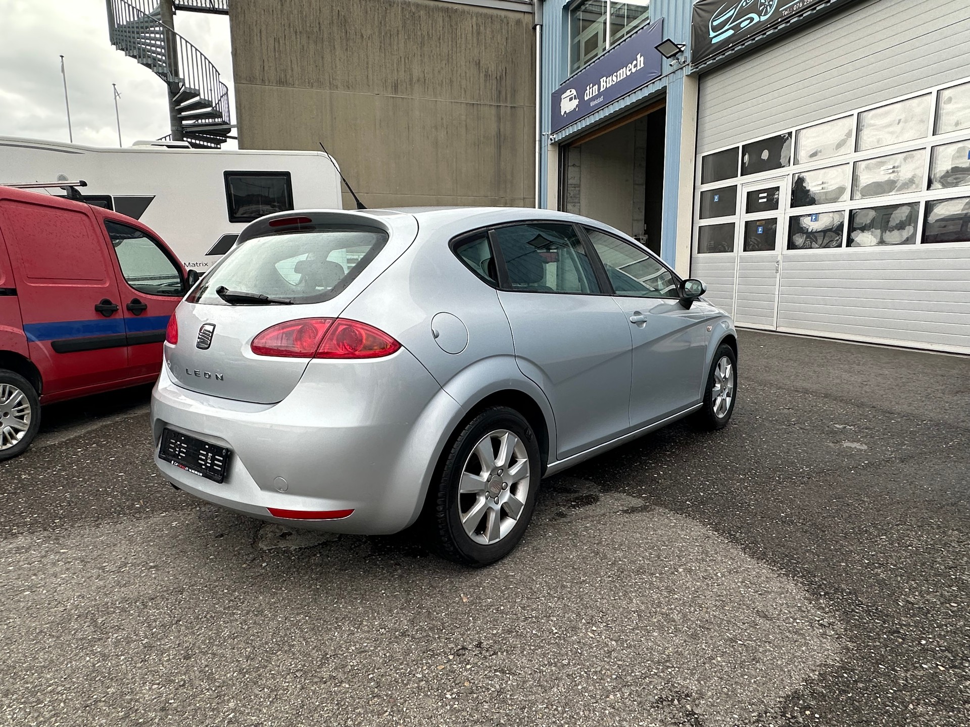 SEAT Leon 1.6 Reference-image-6