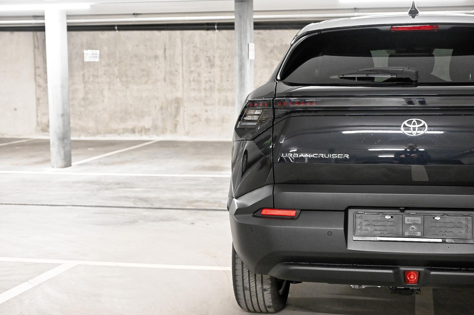 TOYOTA Urban Cruiser Trend AWD-image-11