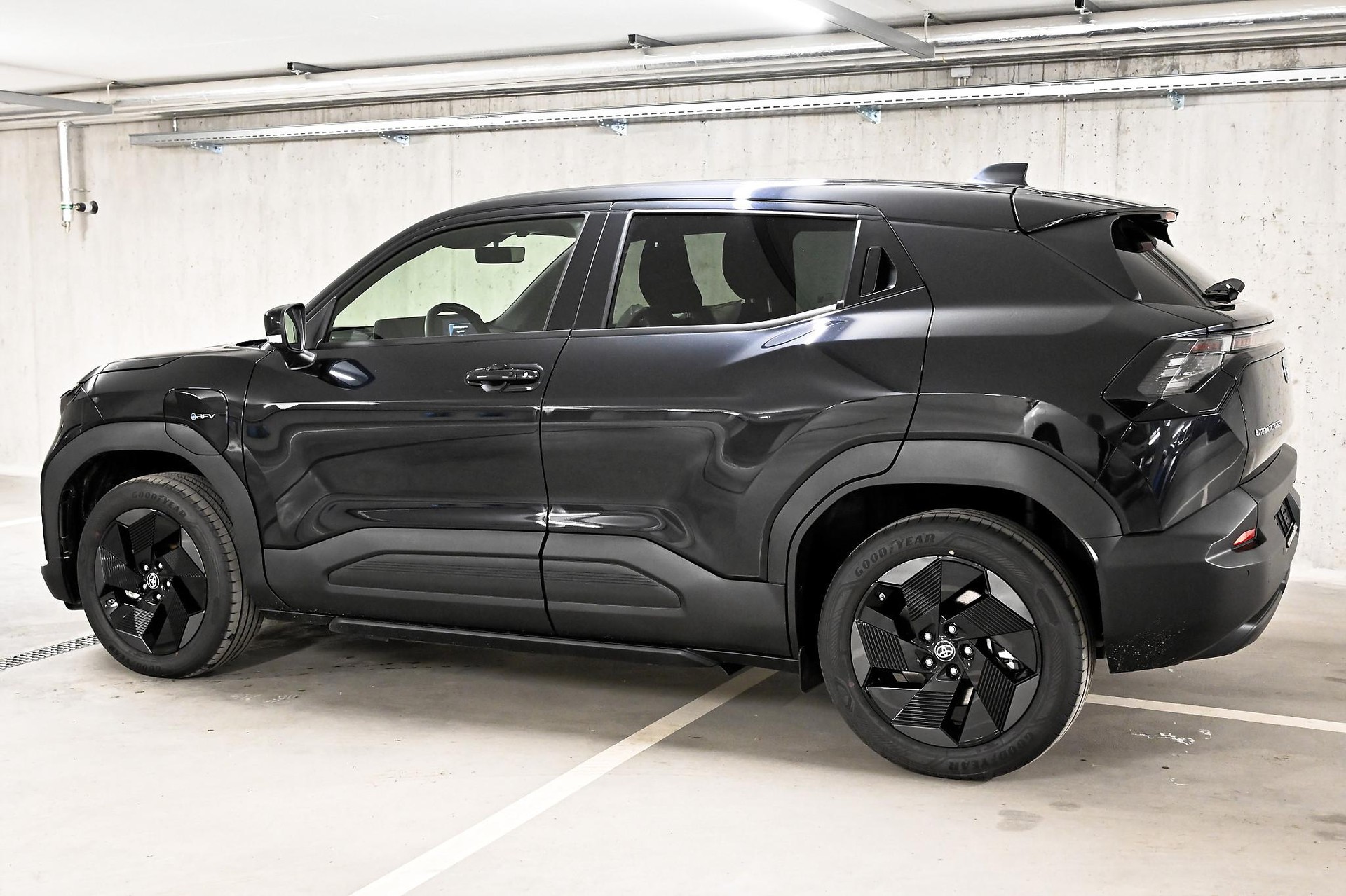 TOYOTA Urban Cruiser Trend AWD-image-6