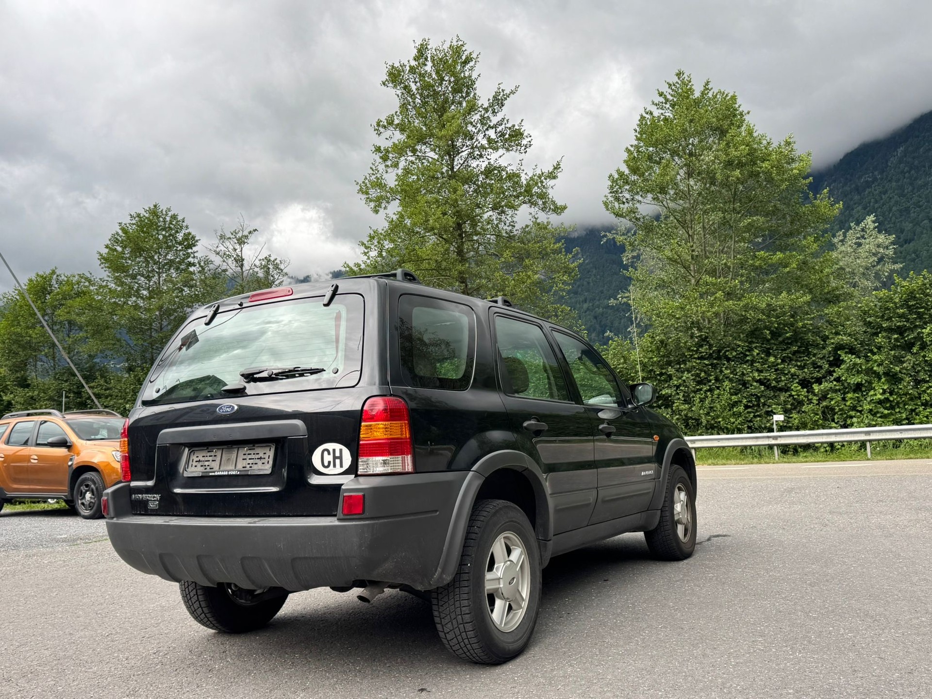 FORD Maverick 2.0 16V-image-12